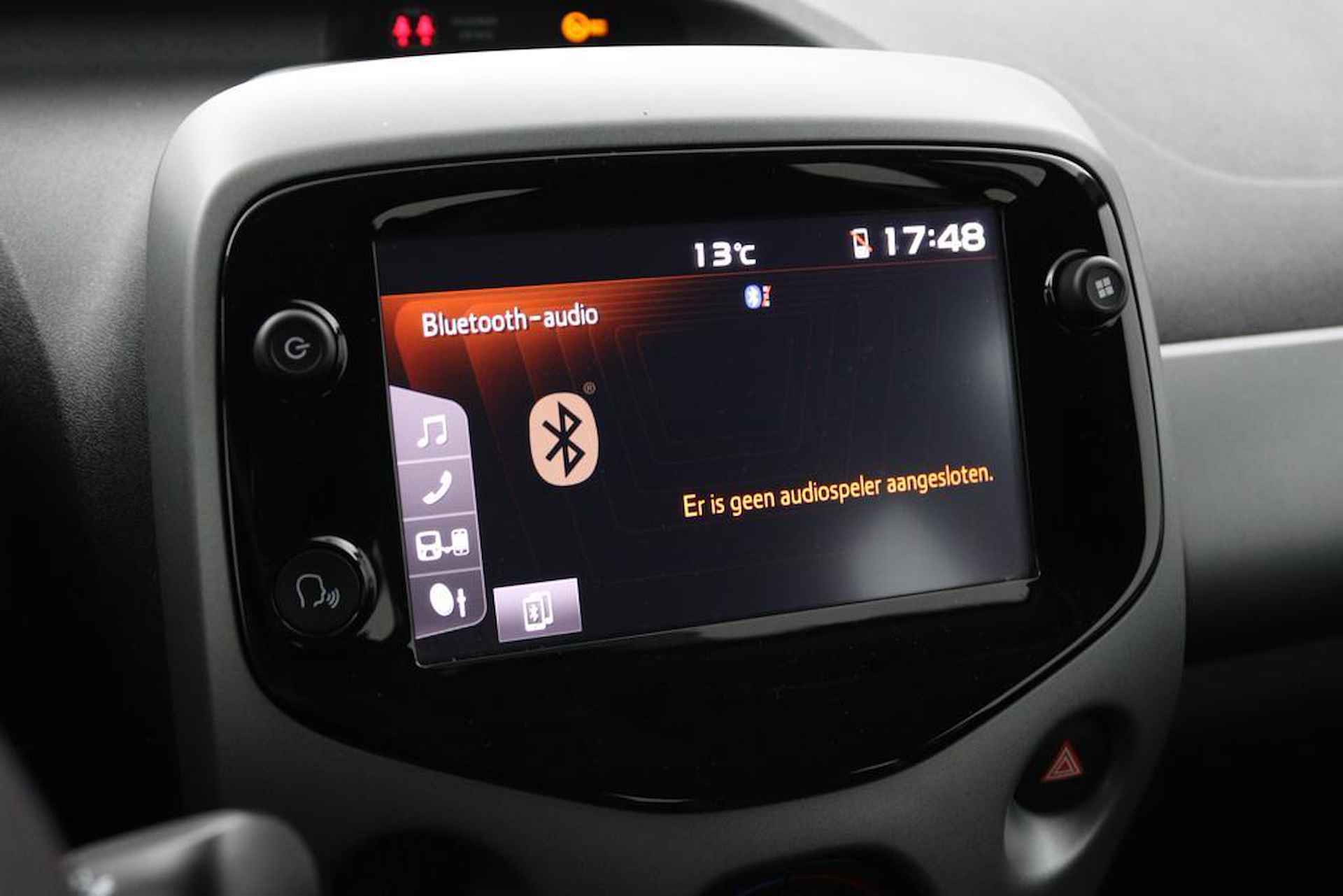 Toyota Aygo 1.0 VVT-i x-play | Automaat | Apple car play | Android auto | Parkeercamera | Airco | - 40/43