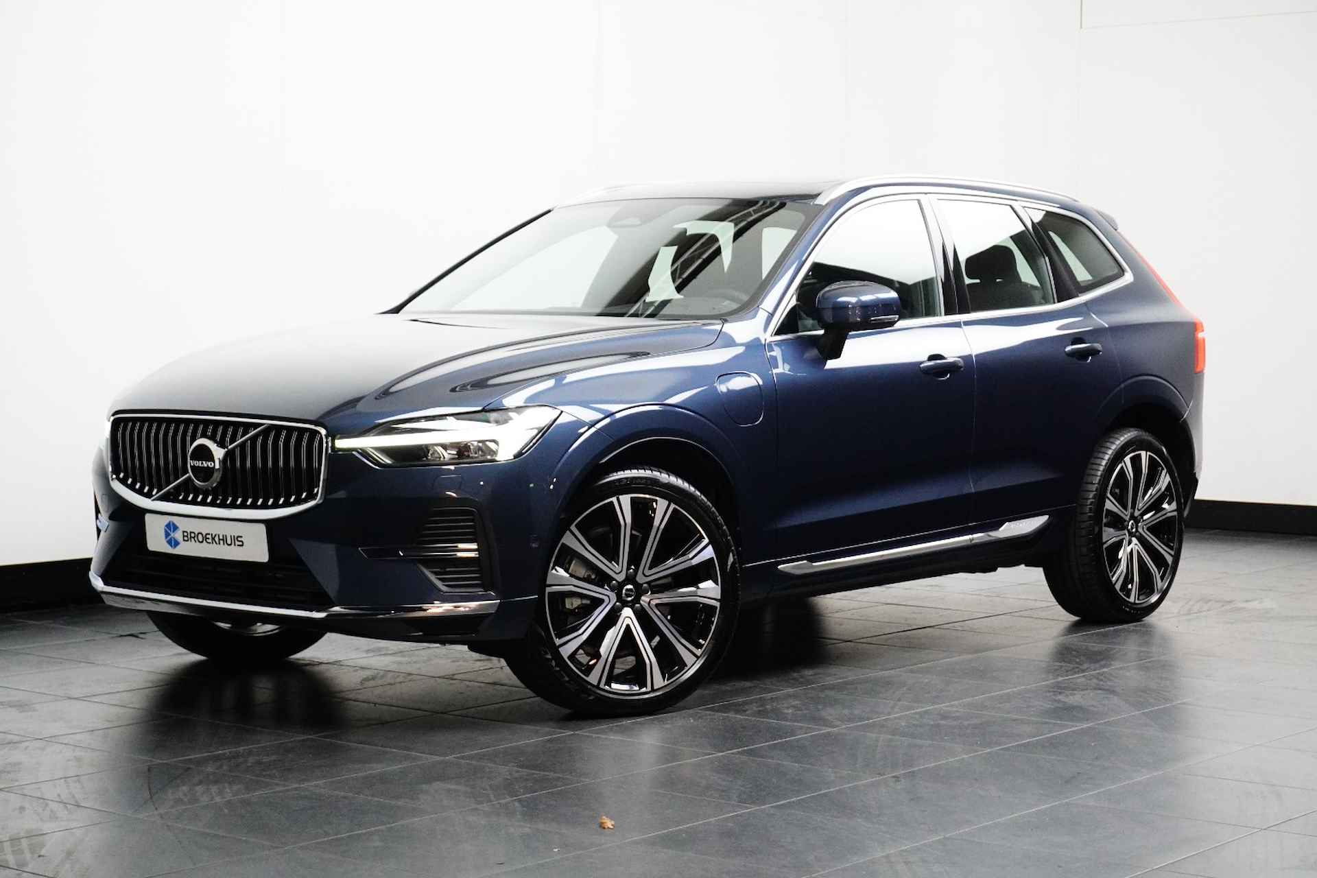 Volvo XC60 T6 AWD Plus Bright | Adaptive Cruise | Panoramadak | 21-inch | Memory-Seats | 360° Camera | BLIS - 1/23