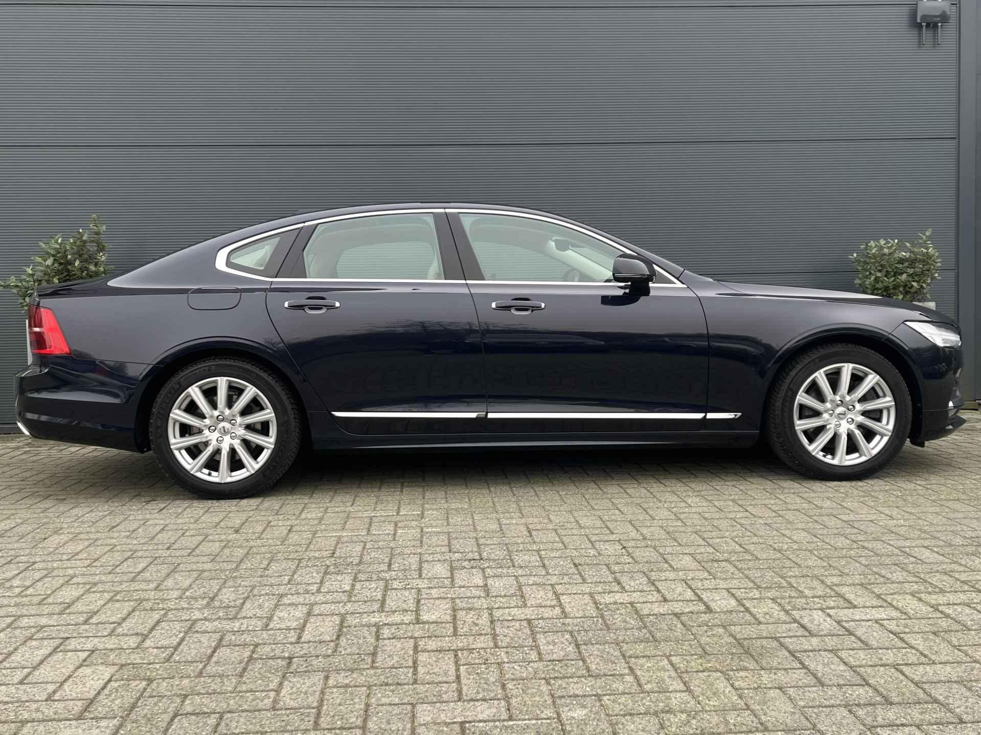 Volvo S90 2.0 T4 Business Luxury + | HUD | Massage | Standkachel | Trekhaak | - 2/40