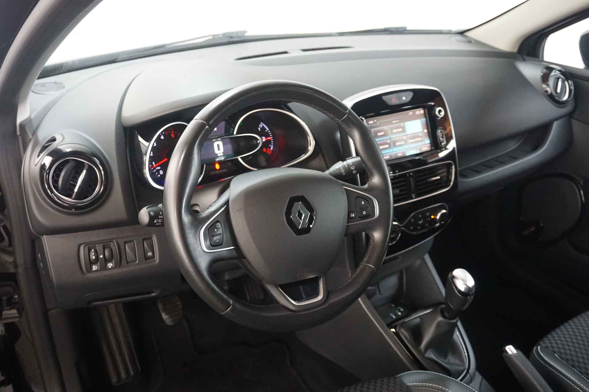 Renault Clio 1.5 dCi Ecoleader Intens | Nieuwe Distributie | Navi | Clima | Half Leder | - 11/24