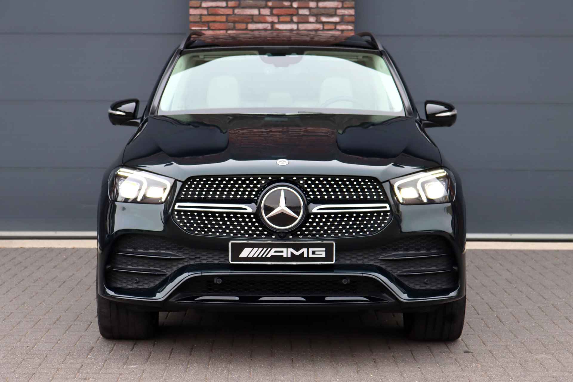 Mercedes-Benz GLE 350 de 4MATIC Premium+ AMG Line Aut9 | Luchtvering | Distronic+ | Stoelventilatie | Burmester | Trekhaak | Verwarmd Stuurwiel | Massage | Multibeam LED | Vlakkenverwarming | - 12/40