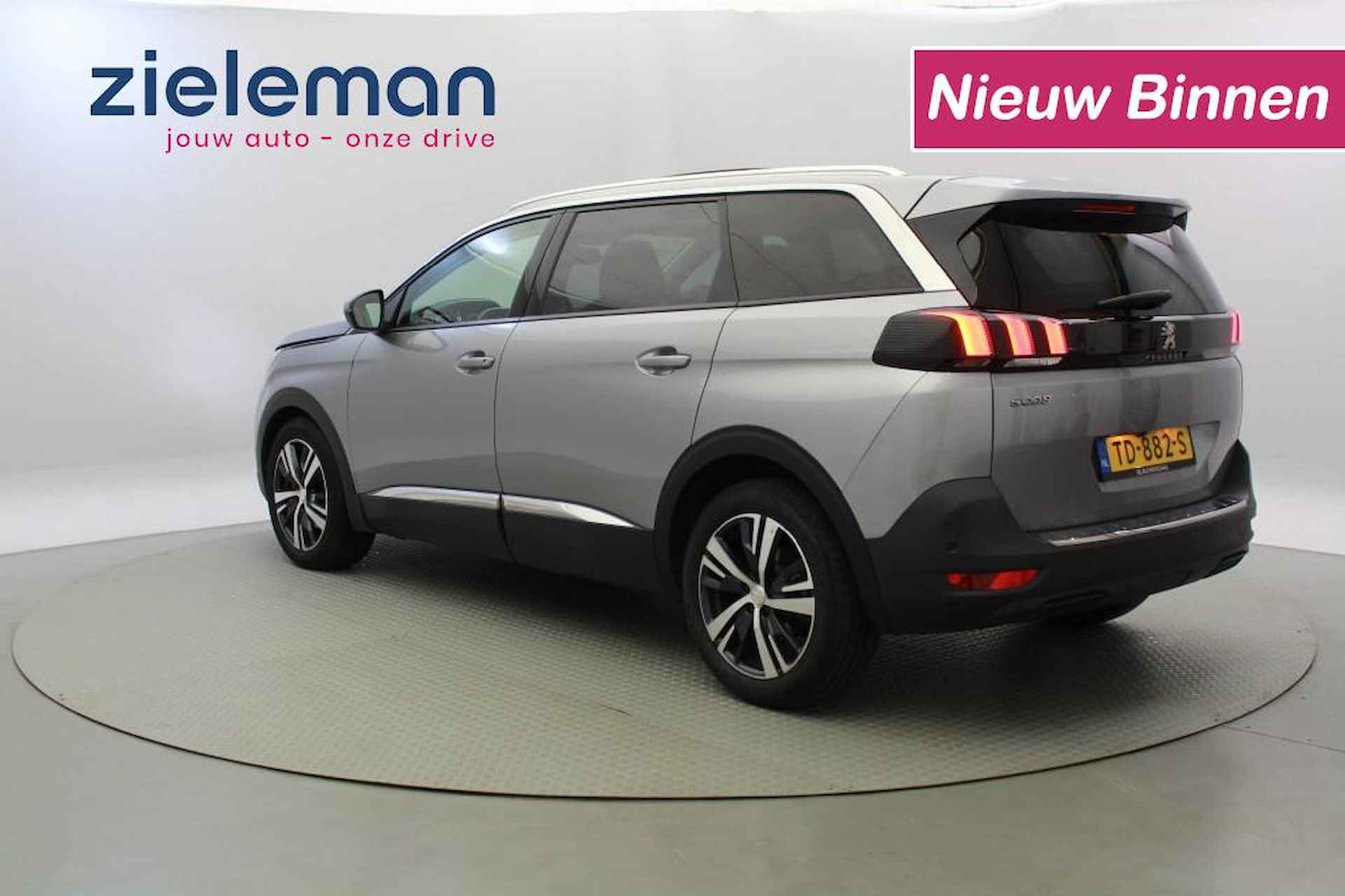 PEUGEOT 5008 1.2 PureTech Allure Automaat - Camera, Carplay, Stoelverw. - 4/32