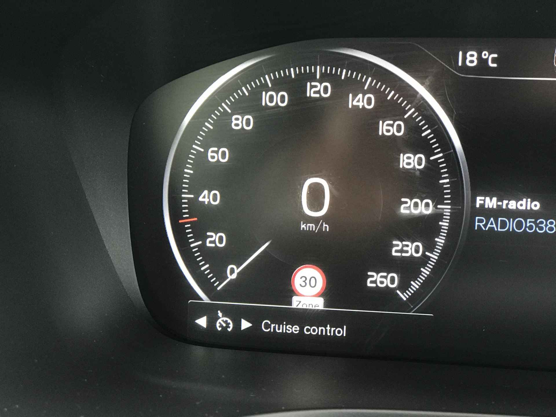 Volvo V60 2.0 T4 Momentum Pro Automaat | Rijklaar incl 12 mnd Bovag | Sportstoelen Trekhaak Hout afwerking - 15/36