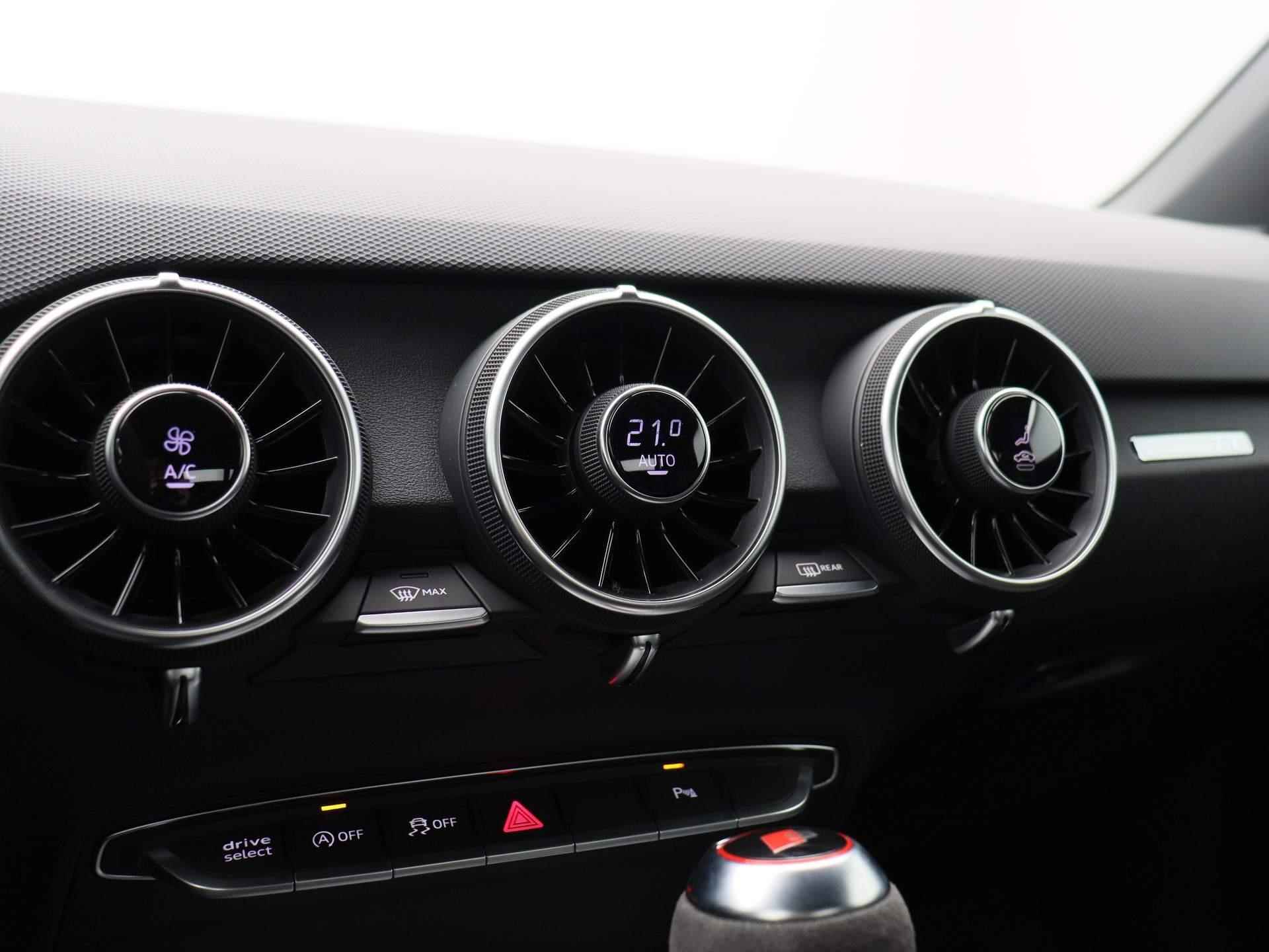 Audi TT Roadster 40 TFSI Pro Line S 197 PK | Automaat | S-line exterieur | S-line Interieur| Navigatie | Cruise Control | Parkeersensoren | Stoelverwarming | Lichtmetalen velgen | LED  | Climate Control | Fabrieksgarantie | - 18/56