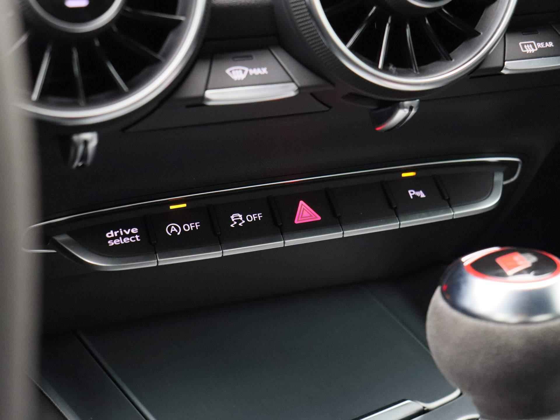 Audi TT Roadster 40 TFSI Pro Line S 197 PK | Automaat | S-line exterieur | S-line Interieur| Navigatie | Cruise Control | Parkeersensoren | Stoelverwarming | Lichtmetalen velgen | LED  | Climate Control | Fabrieksgarantie | - 19/56