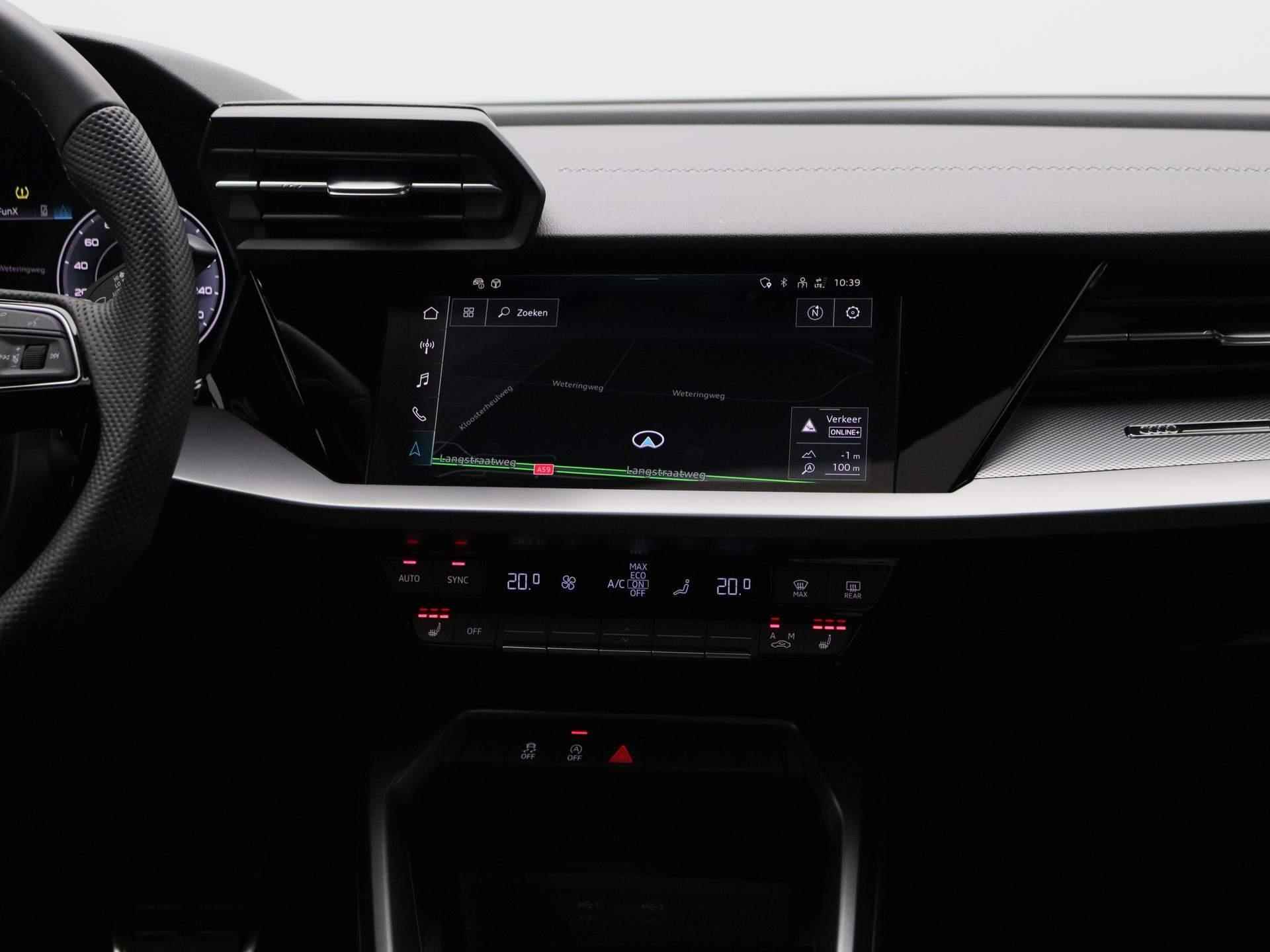 Audi A3 Limousine 30 TFSI S edition 110 PK | S-line exterieur | Automaat | Navigatie | Panoramadak | Adaptive Cruise Control | Half-Leder | Trekhaak | Parkeersensoren | Stoelverwarming | Lichtmetalen velgen | Climate Control | B&O Sound System | Fabrieksgarantie | - 9/46