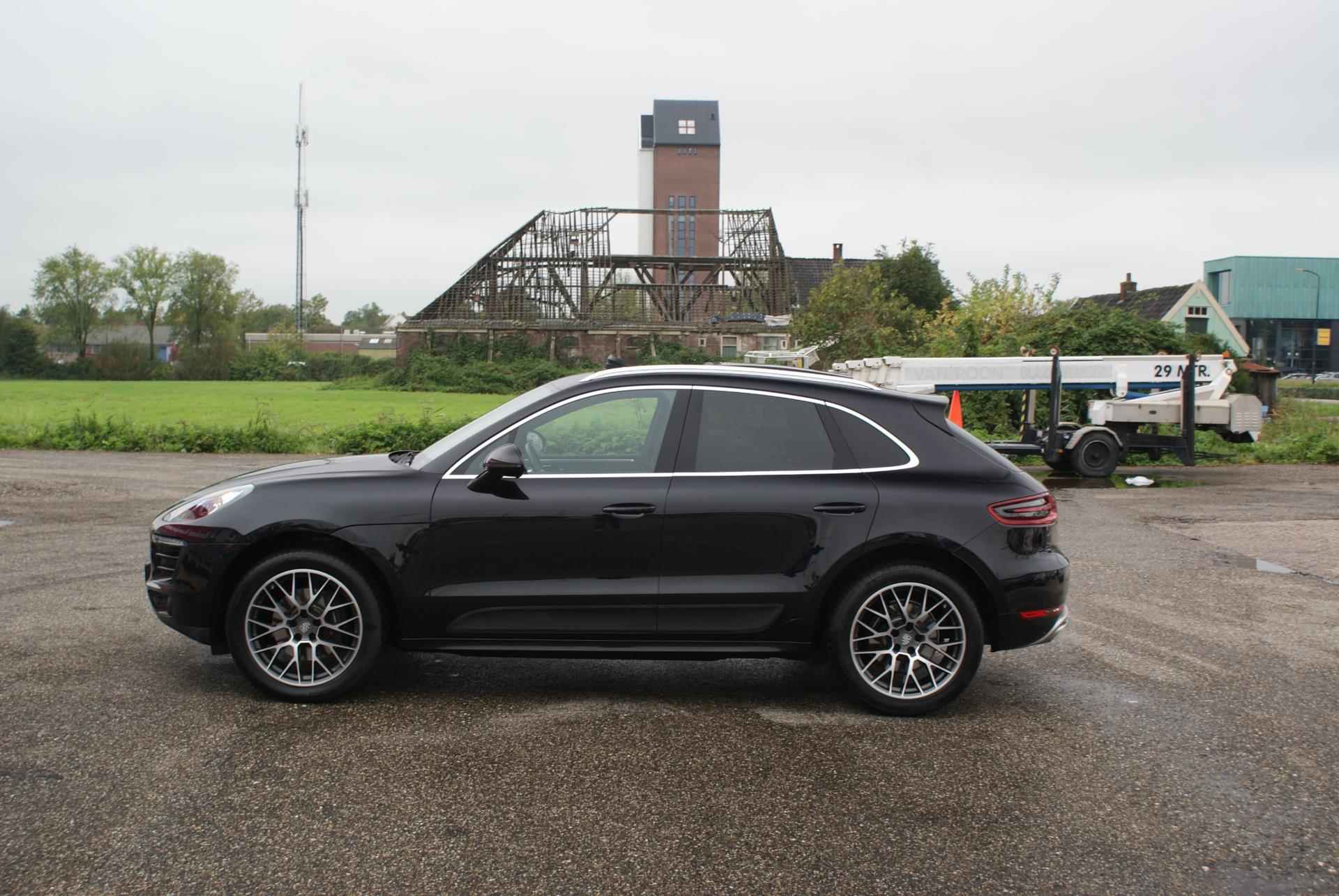 Porsche Macan 2.0 | Org NL | Sportchrono | Camera | Pano | Luchtvering | - 7/30