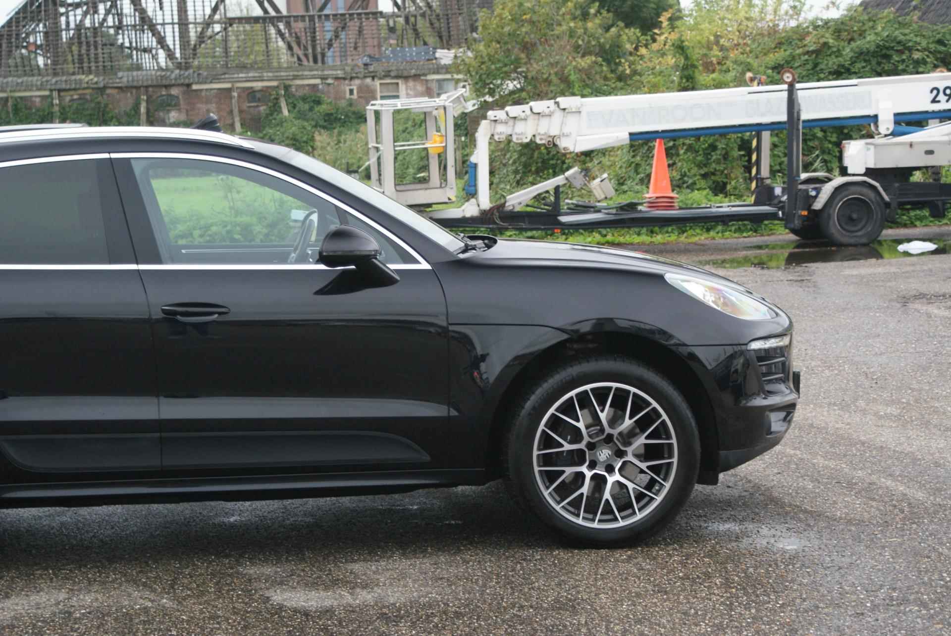 Porsche Macan 2.0 | Org NL | Sportchrono | Camera | Pano | Luchtvering | - 10/30