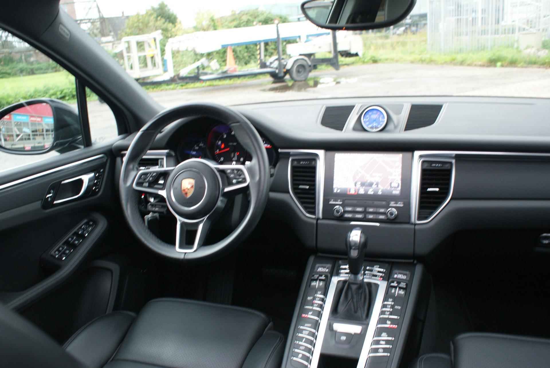 Porsche Macan 2.0 | Org NL | Sportchrono | Camera | Pano | Luchtvering | - 17/30