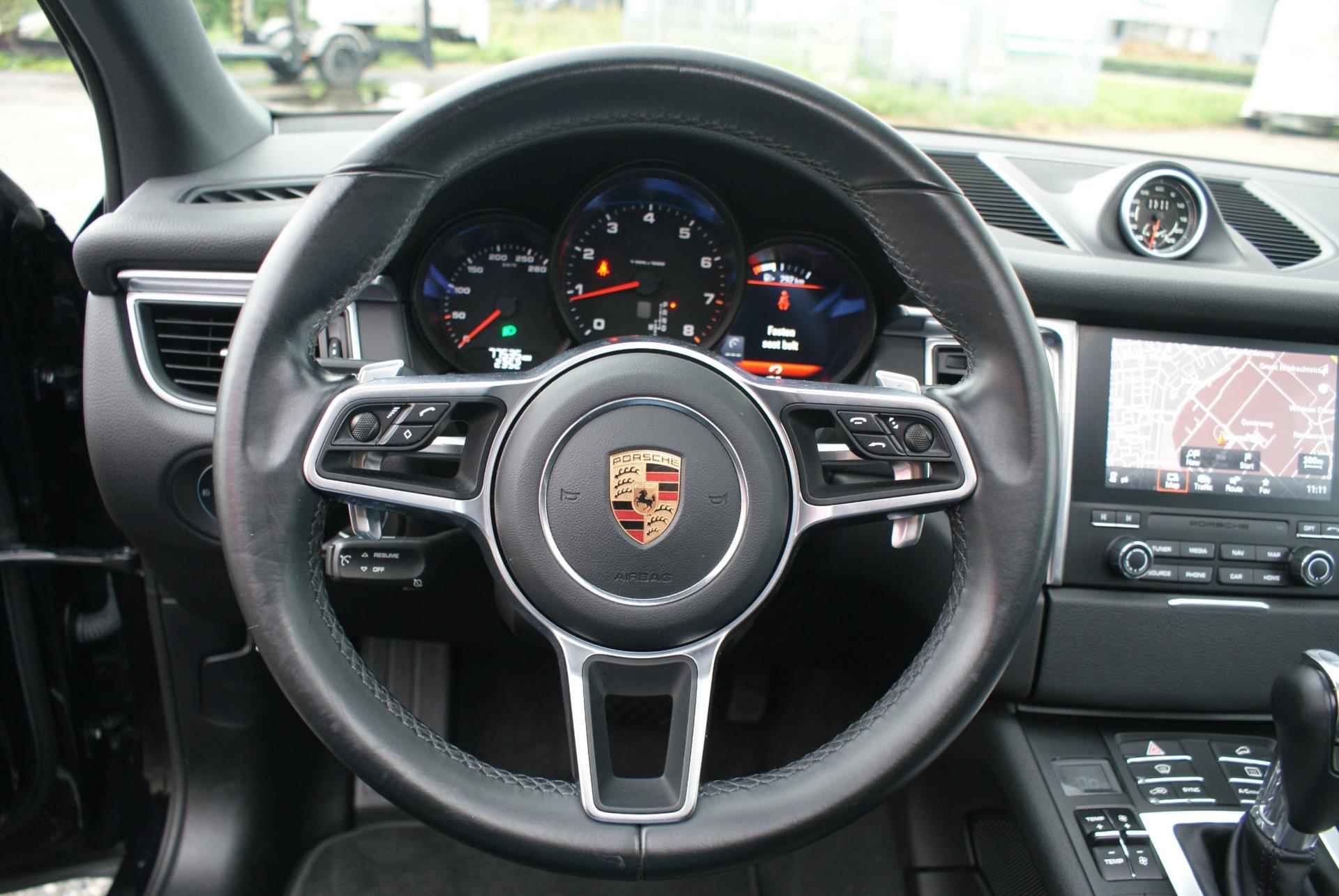 Porsche Macan 2.0 | Org NL | Sportchrono | Camera | Pano | Luchtvering | - 21/30