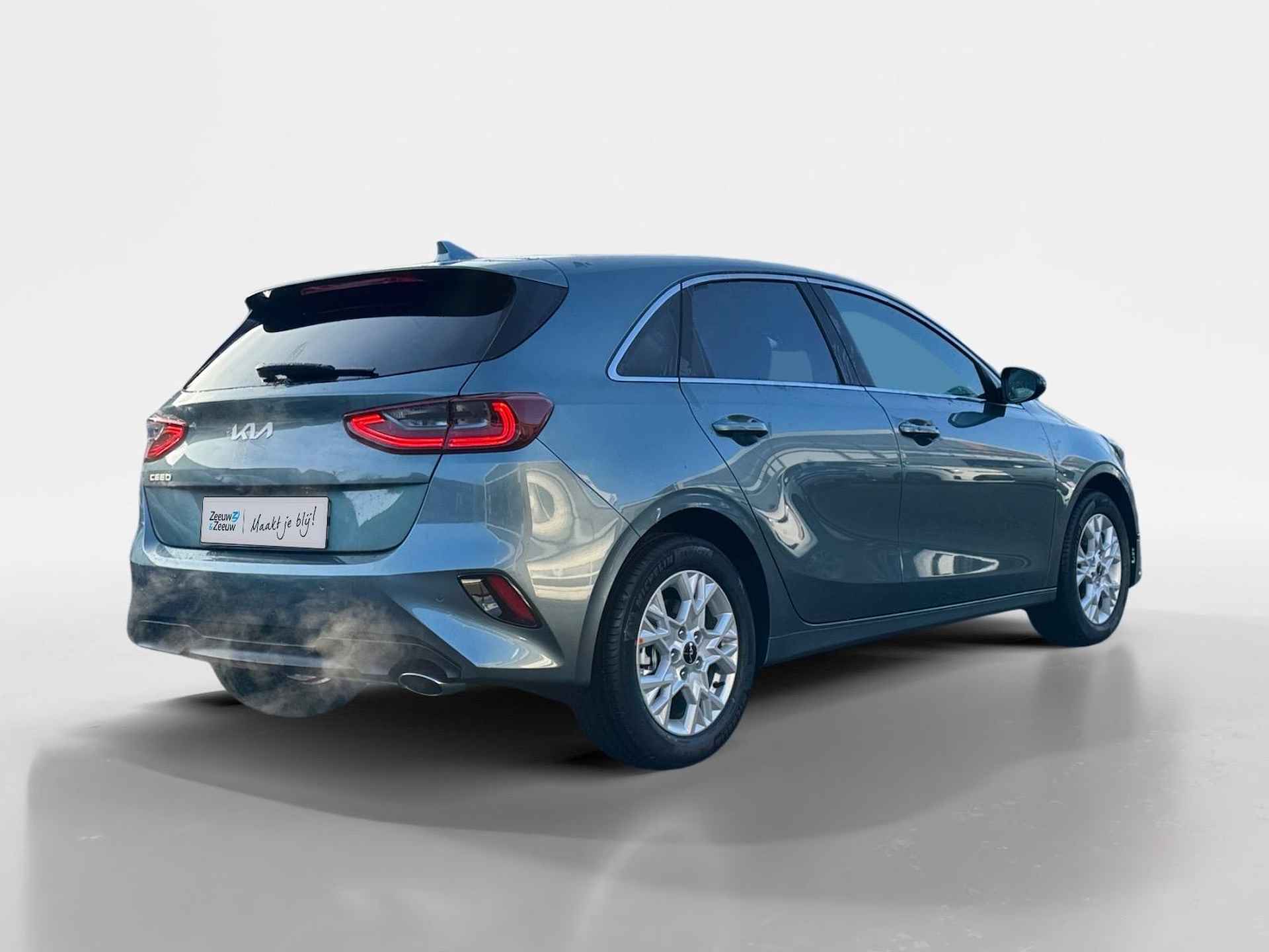 Kia Ceed 1.5 T-GDi DynamicPlusLine | VOORRAAD AUTO | Nu met €4.500,- inruilpremie! | SNEL RIJDEN | - 5/26