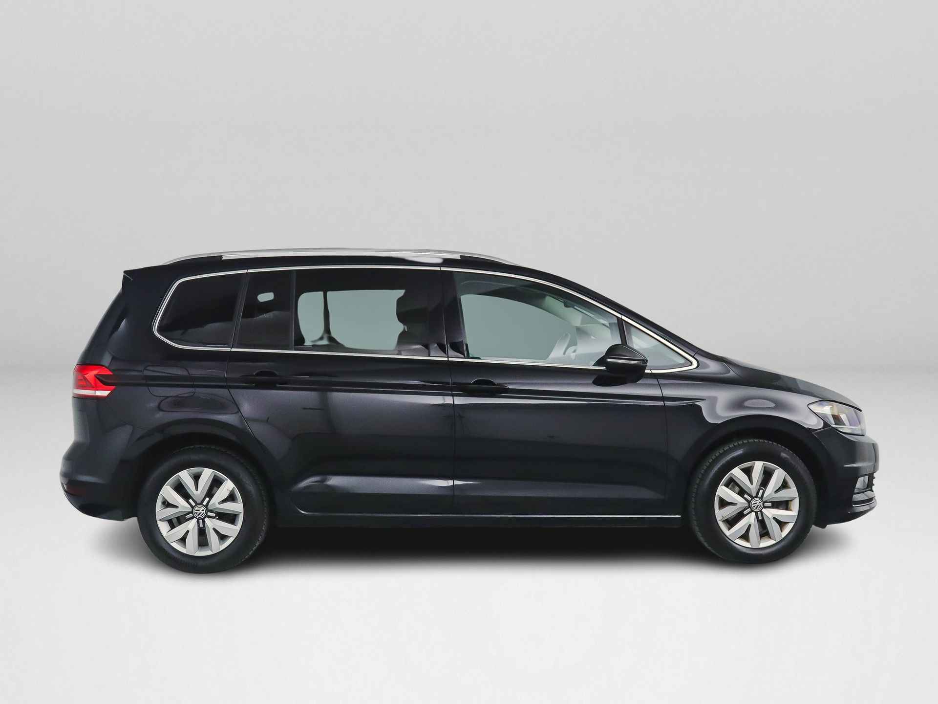 Volkswagen Touran 1.2 TSI Highline | Trekhaak | Parkeercamera | Panoramadak - 6/38