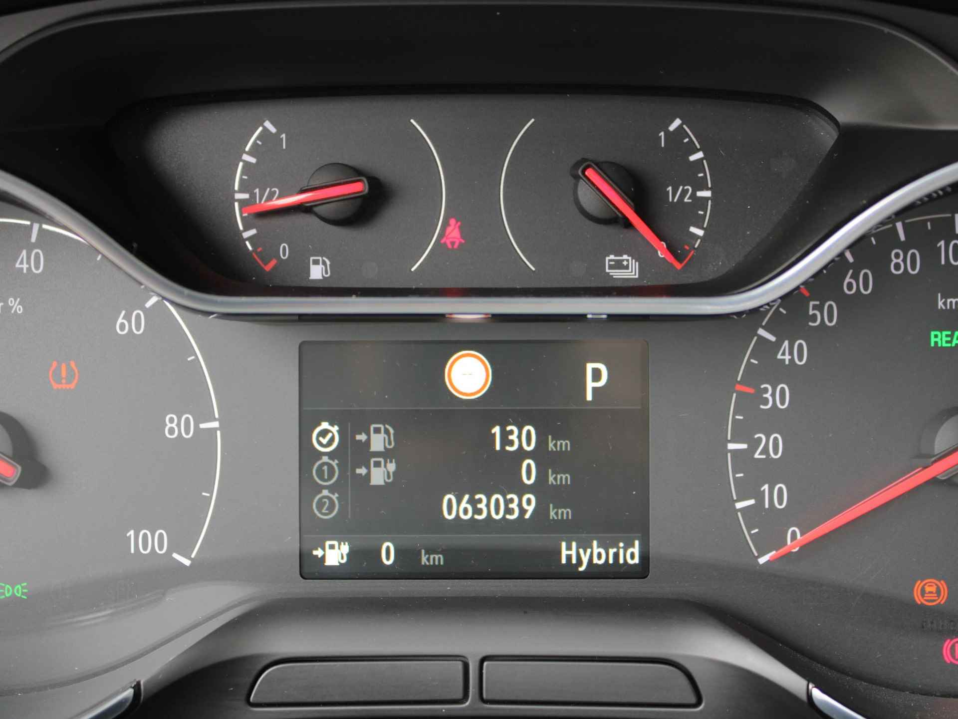 Opel Grandland X 1.6 Turbo Hybrid4 Ultimate | Navi / Leder / Camera - 15/25