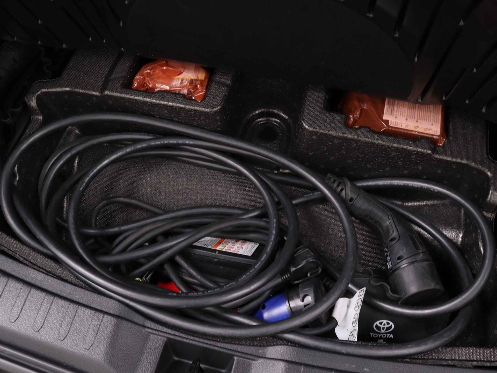Toyota RAV4 2.5 Plug-in Hybrid AWD Style Limited | Navigatie | Parkeersensoren V+A | - 34/40