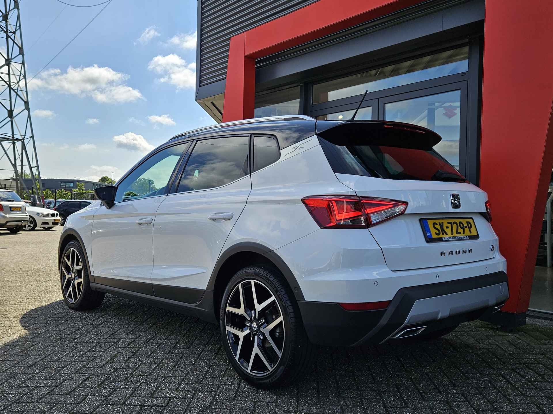 SEAT Arona 1.0 TSI FR Launch Edition DSG-7 Automaat / Stoelverw. / Parkeersens. rondom / Navi / Rijklaar met 12 mnd garantie! / - 3/28