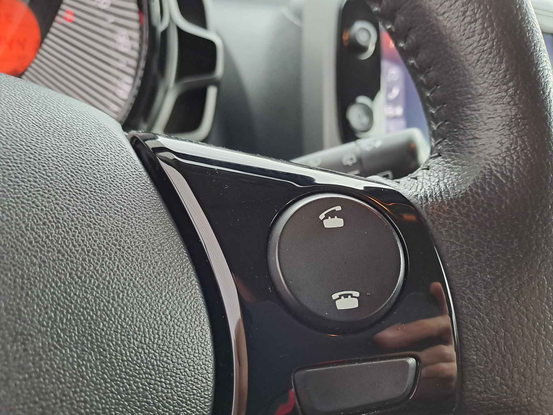 Toyota Aygo 1.0 VVT-i x-play Camera | Airco | Apple Carplay/Android Auto - 14/26