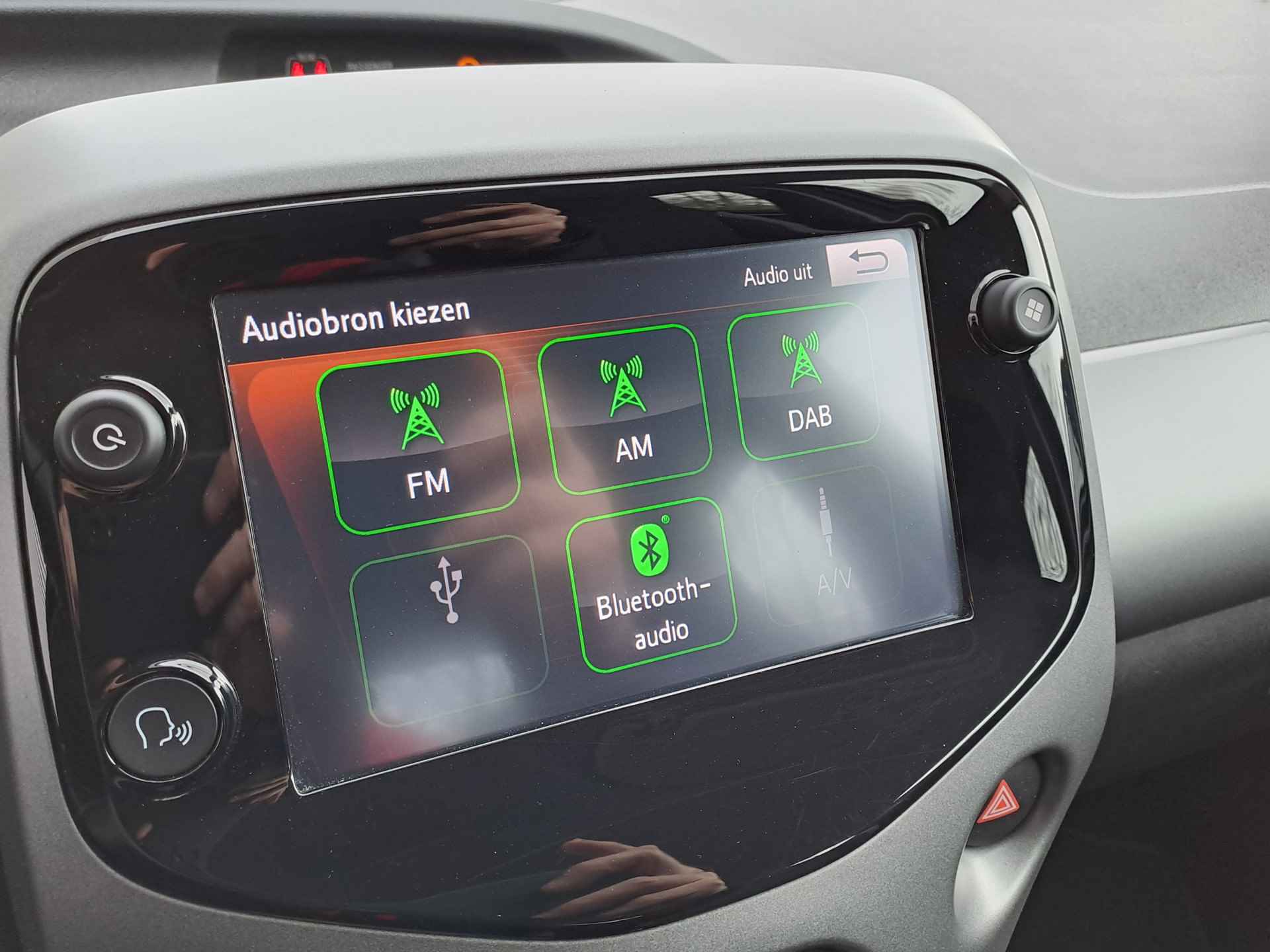 Toyota Aygo 1.0 VVT-i x-play Camera | Airco | Apple Carplay/Android Auto - 22/26