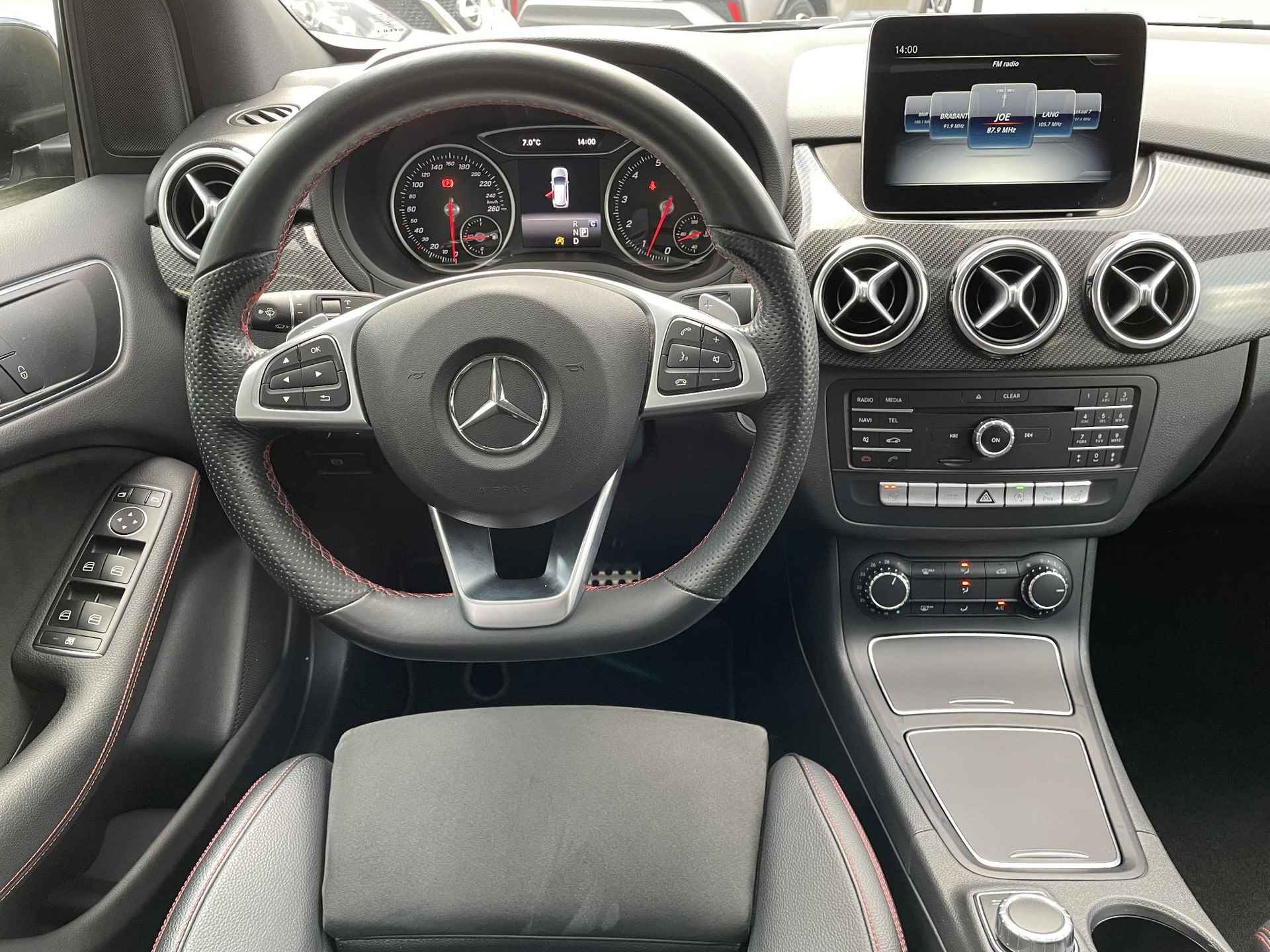 Mercedes-Benz B-klasse 180 Business Solution AMG | Navigatie | Panoramadak | Stoelverwarming | - 11/30