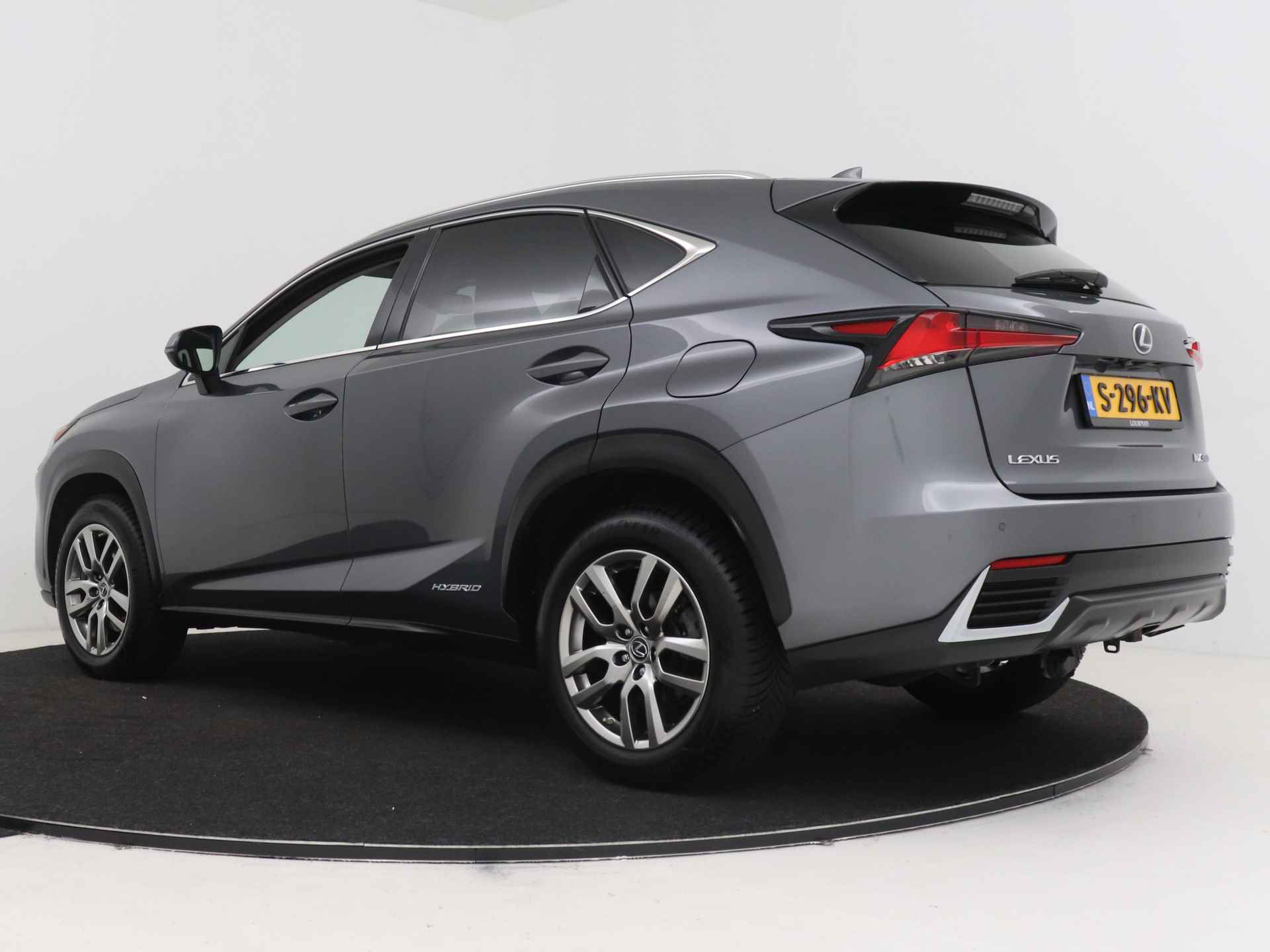 Lexus NX 300h AWD Luxury Line Limited | Apple Carplay/ Android Auto | Trekhaak afneembaar | Leer | Stoel- en stuurverwarming | El. achterklep | - 17/43