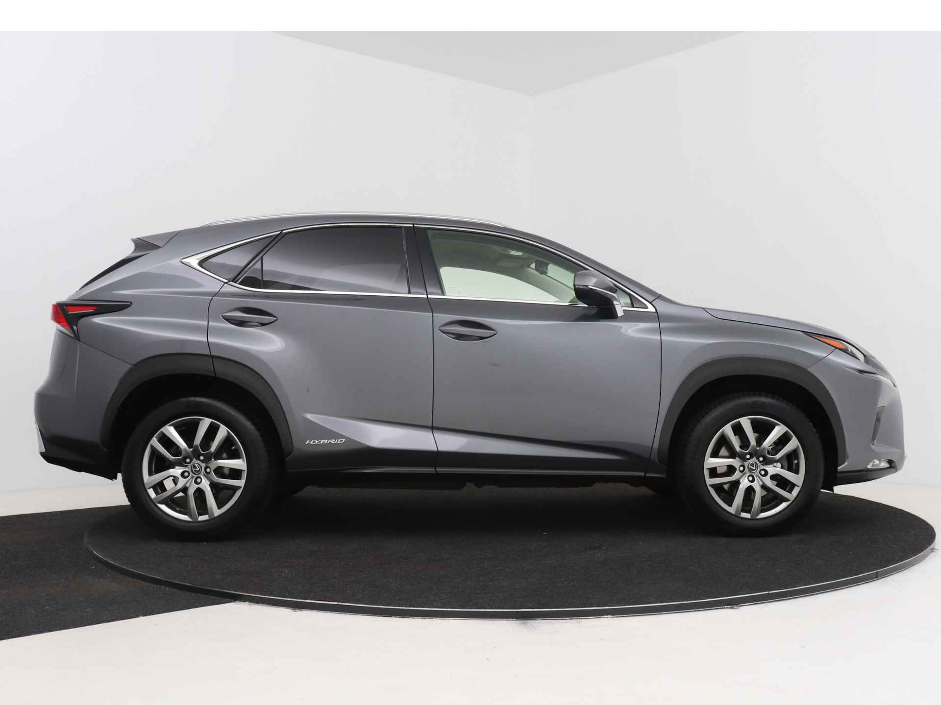 Lexus NX 300h AWD Luxury Line Limited | Apple Carplay/ Android Auto | Trekhaak afneembaar | Leer | Stoel- en stuurverwarming | El. achterklep | - 15/43