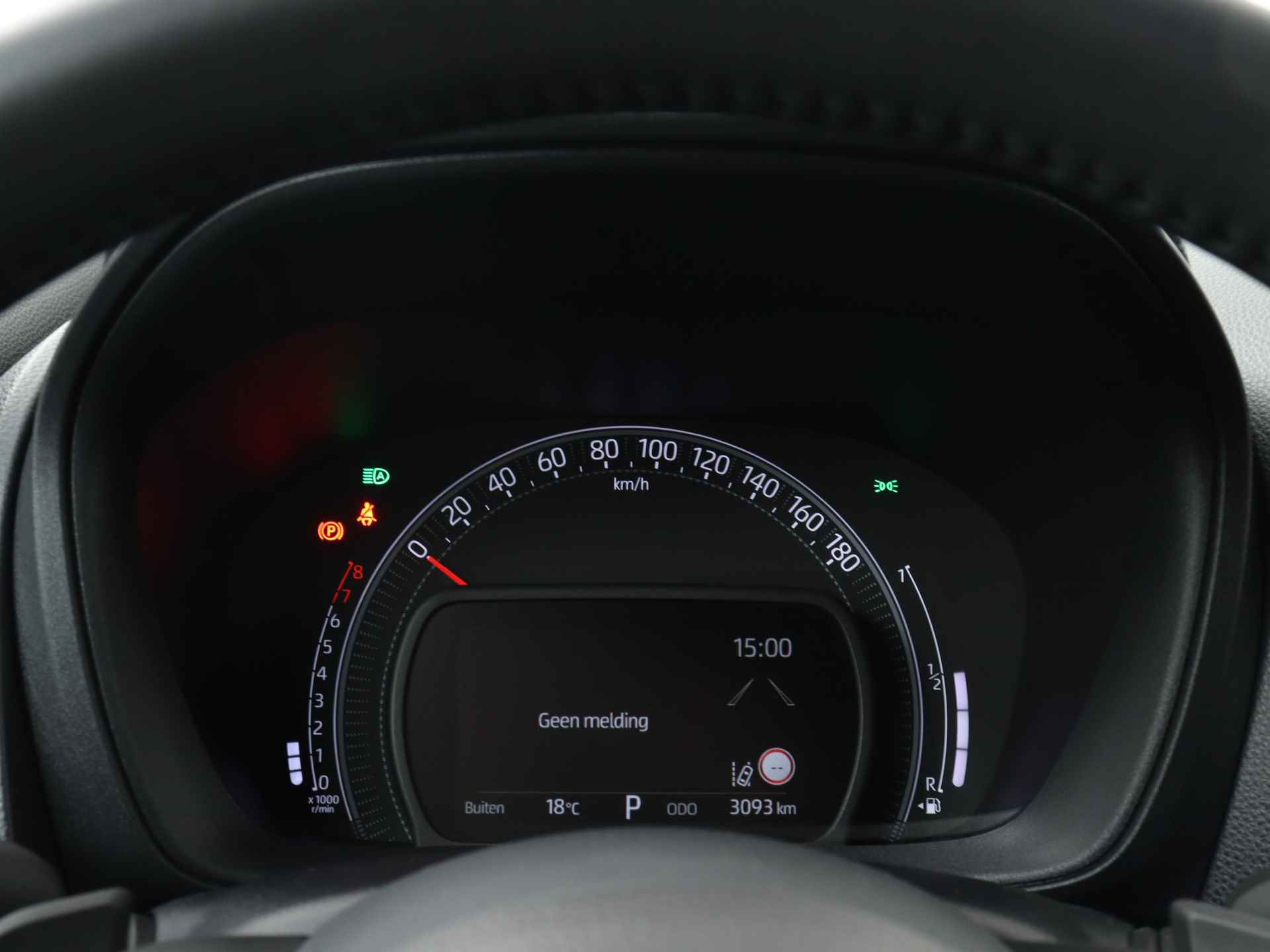 Toyota Aygo X 1.0 Premium Limited Automaat | Navigatie | Lichtmetalen Velgen | Parkeersensoren | - 7/44