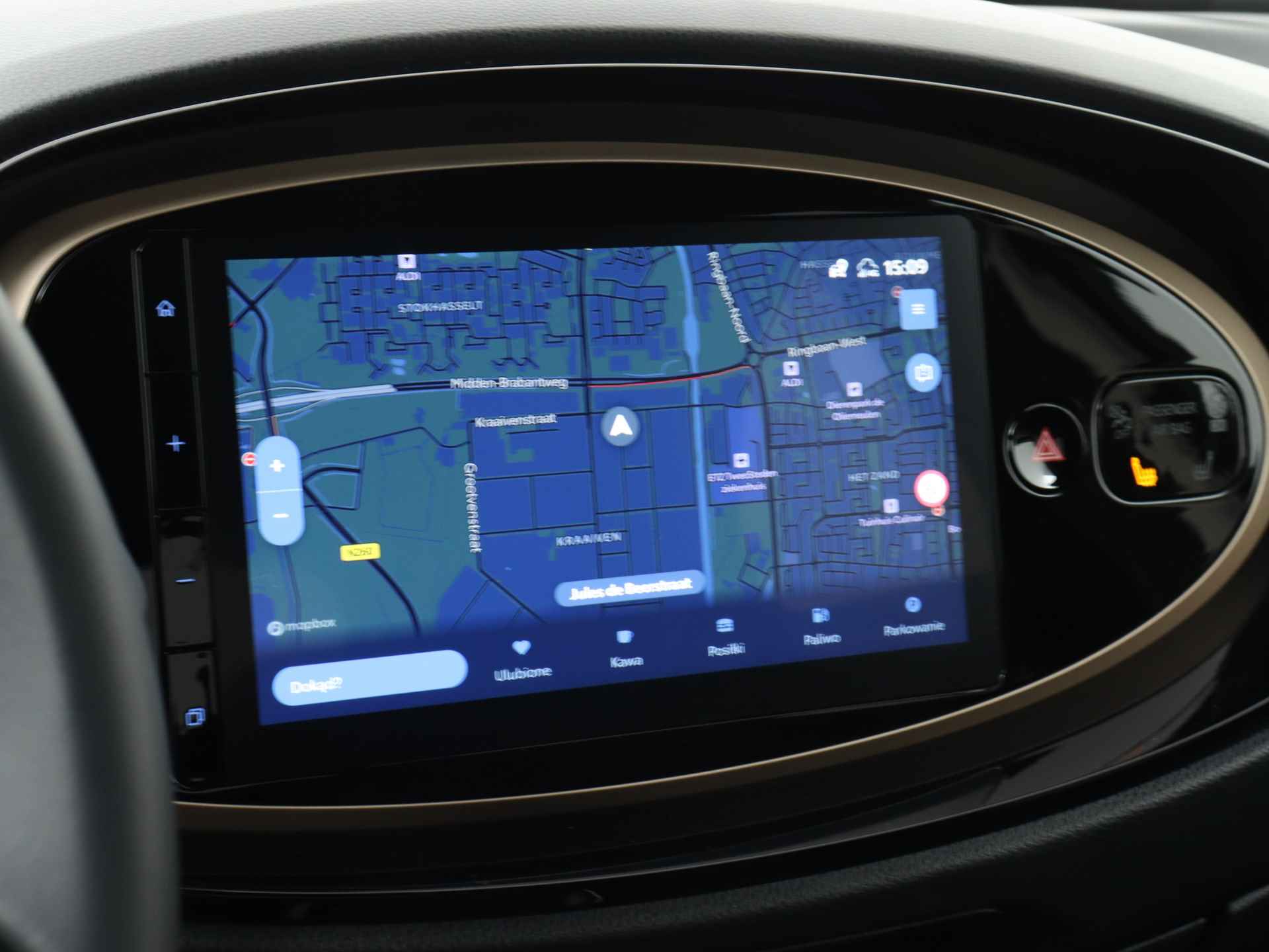 Toyota Aygo X 1.0 Premium Limited Automaat | Navigatie | Lichtmetalen Velgen | Parkeersensoren | - 10/44