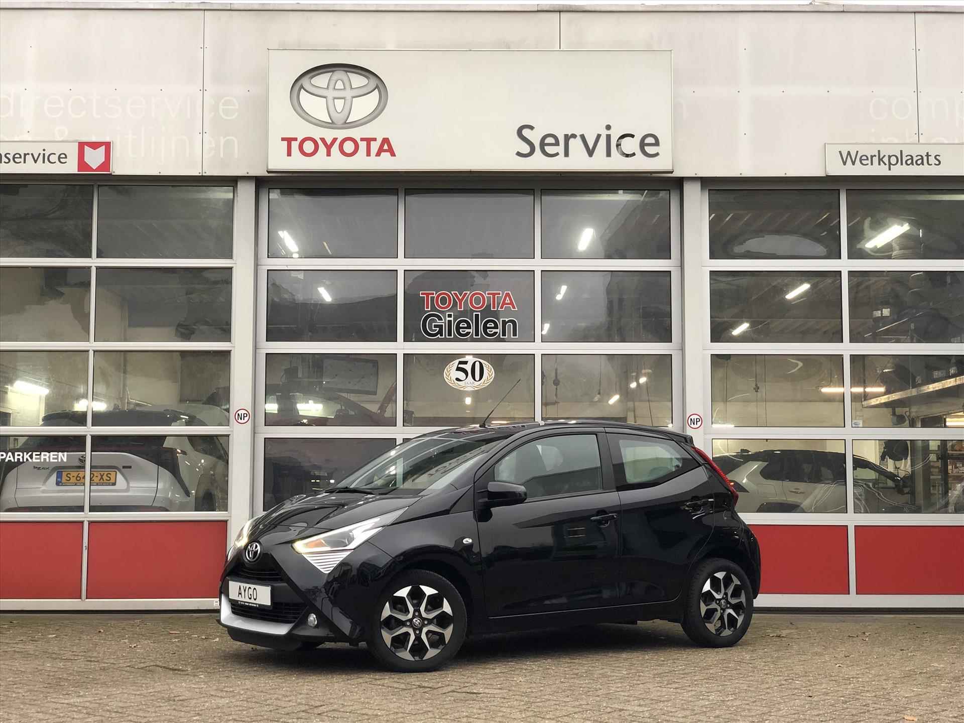 Toyota Aygo 1.0 VVT-i x-joy | Apple CarPlay/Android Auto, lichtmetalen velgen, Airconditioning, In hoogte verstelbare stoel, Parkeercamera - 12/38