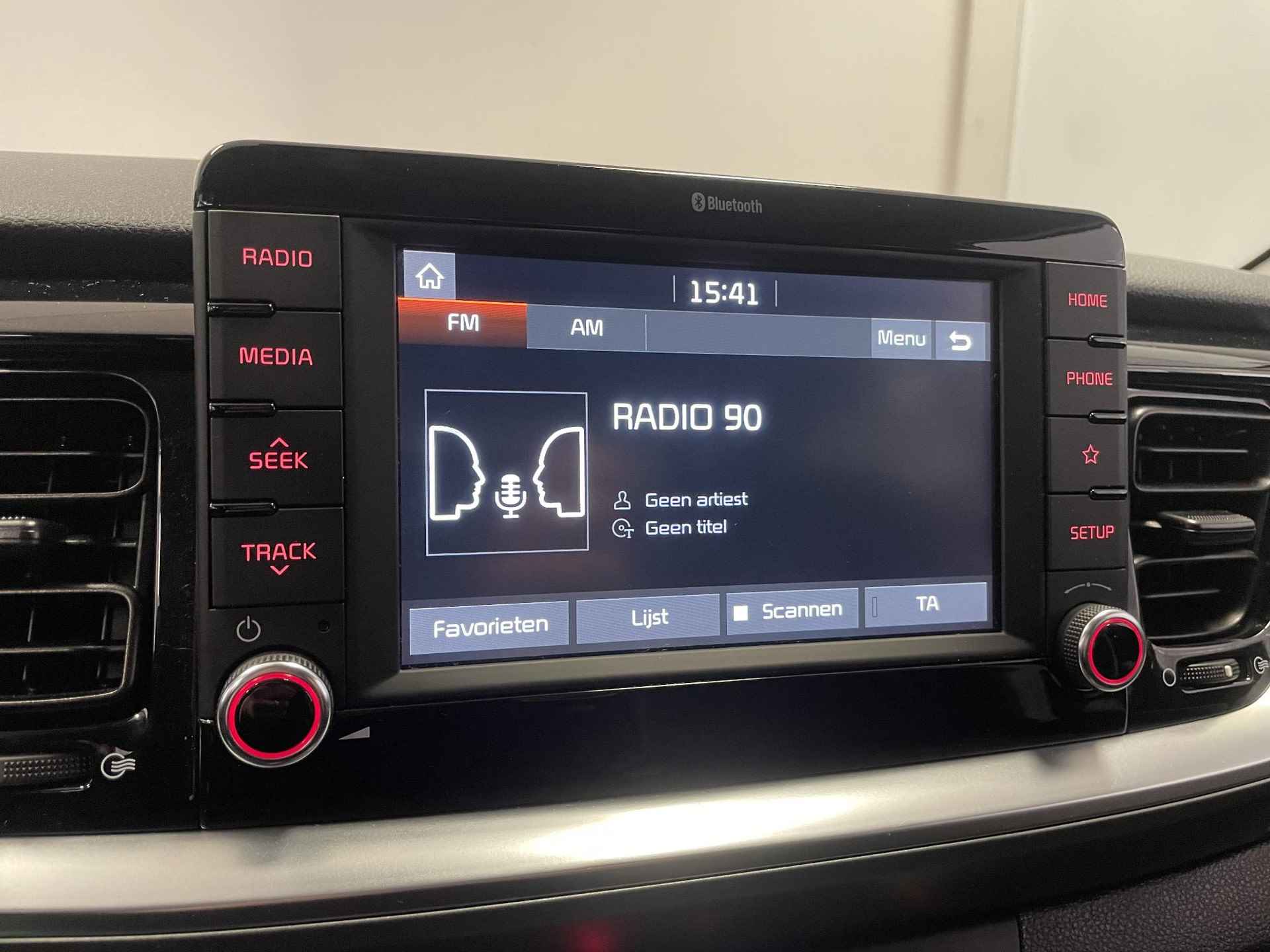 Kia Stonic 1.0 T-GDi DynamicPlusLine | STOEL/STUUR VERWARMING | HALF-LEDER | CLIMA | CARPLAY | - 18/38