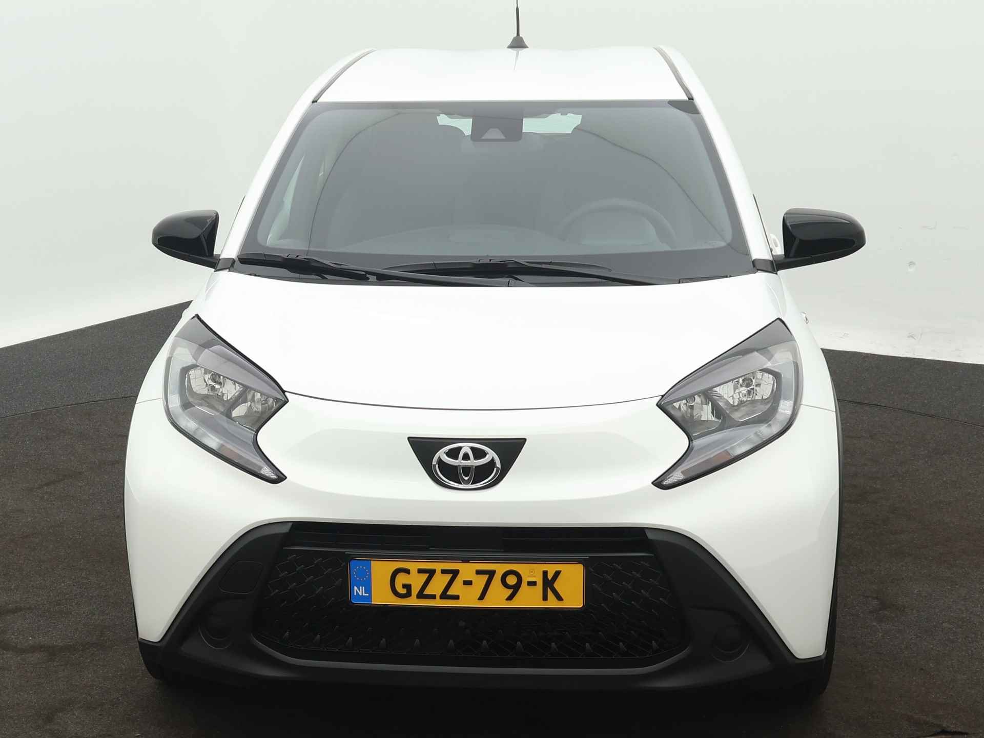 Toyota Aygo X 1.0 VVT-i X-Play Limited | Airco | Camera | Apple Carplay/Android Auto | Stoelverwarming | - 28/41