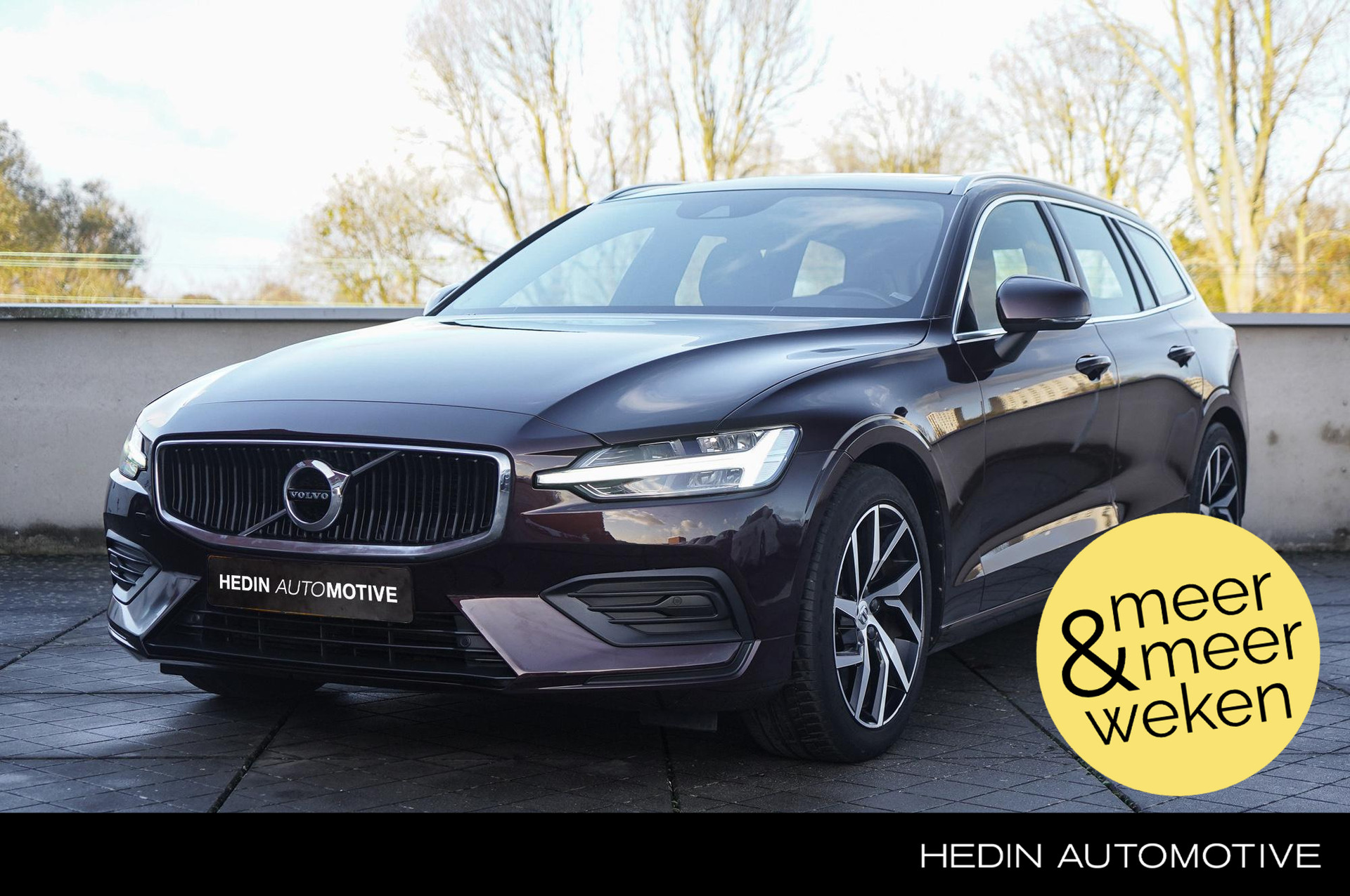 Volvo V60 2.0 T5 Momentum Verwarmbare voorstoelen | Parkeersensoren achter| Panoramadak | 17 inch LM