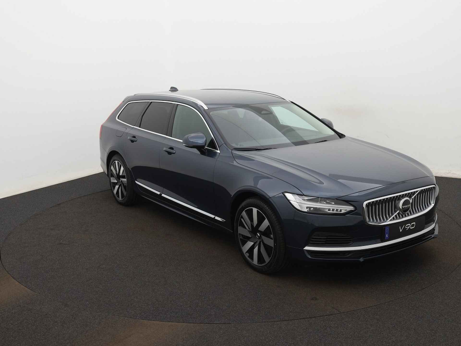 Volvo V90 2.0 T6 AWD Plus Bright - 10/48