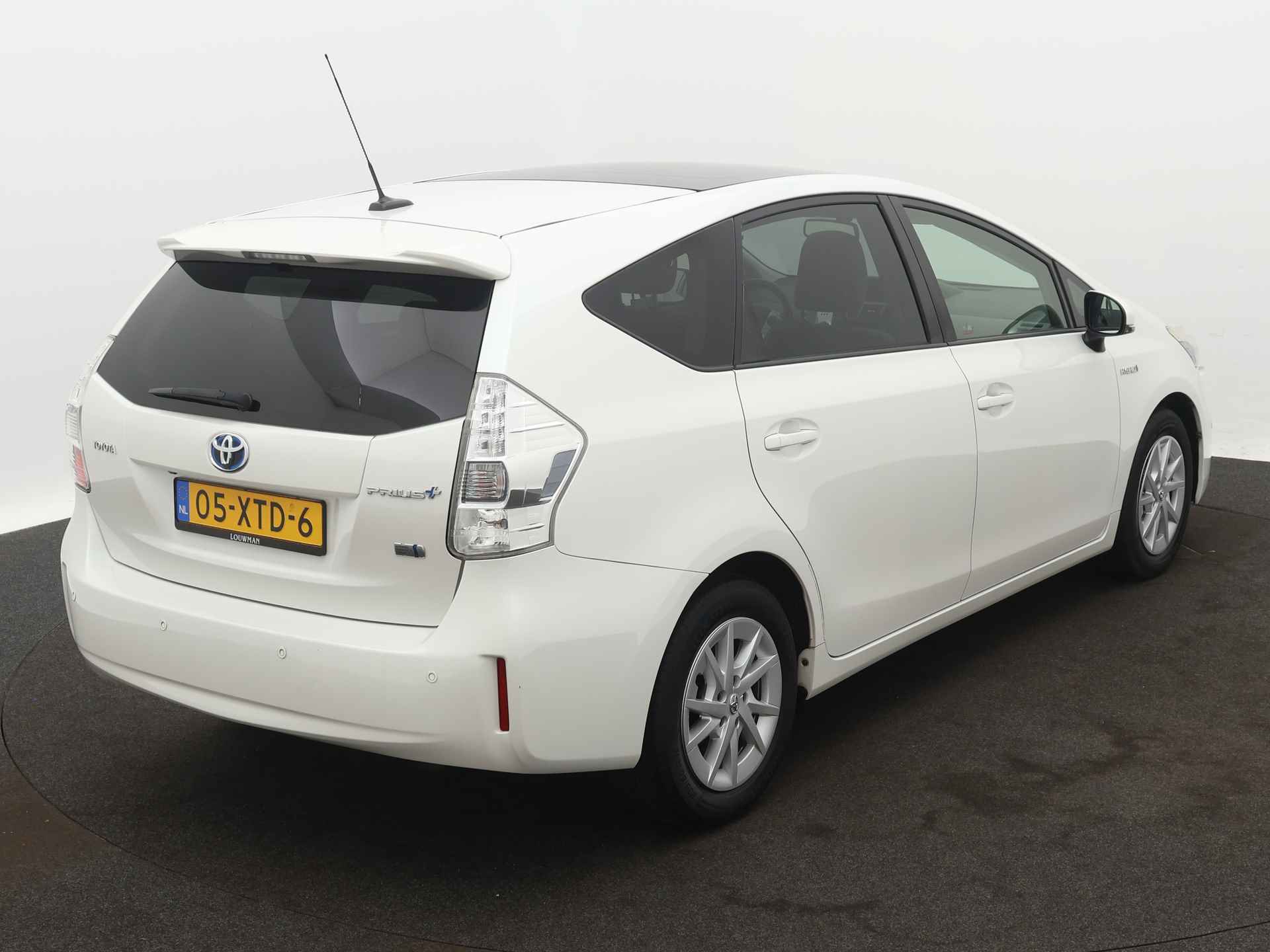 Toyota Prius Wagon 1.8 Dynamic Business 96g | JBL | Panoramadak | Head-up Display | Adaptive Cruise Control | Navigatie | Camera | Parkeersensoren | Climate Control | LM velgen | Stoelverwarming | Parkeerhulp | - 18/46