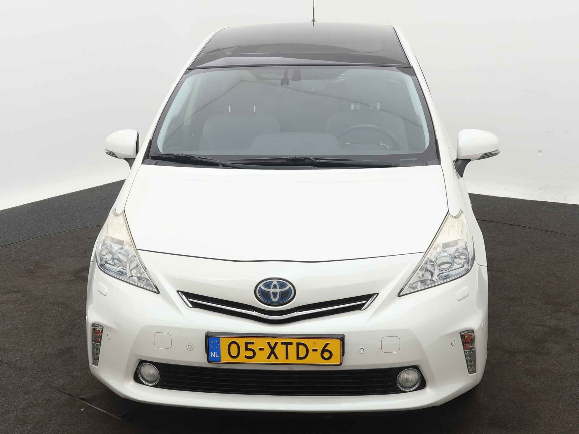 Toyota Prius Wagon 1.8 Dynamic Business 96g | JBL | Panoramadak | Head-up Display | Adaptive Cruise Control | Navigatie | Camera | Parkeersensoren | Climate Control | LM velgen | Stoelverwarming | Parkeerhulp | - 29/46