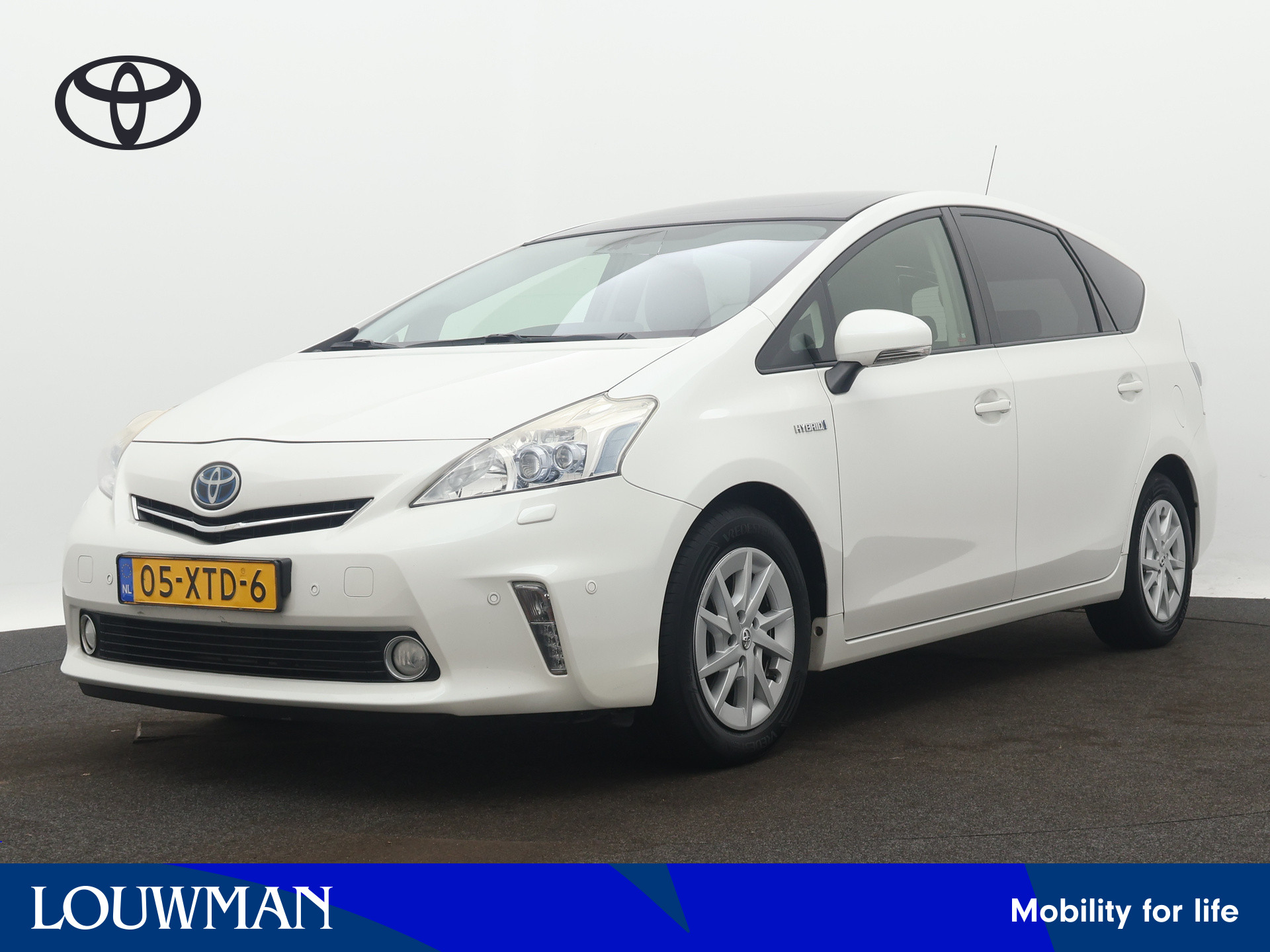 Toyota Prius Wagon 1.8 Dynamic Business 96g | JBL | Panoramadak | Head-up Display | Adaptive Cruise Control | Navigatie | Camera | Parkeersensoren | Climate Control | LM velgen | Stoelverwarming | Parkeerhulp |