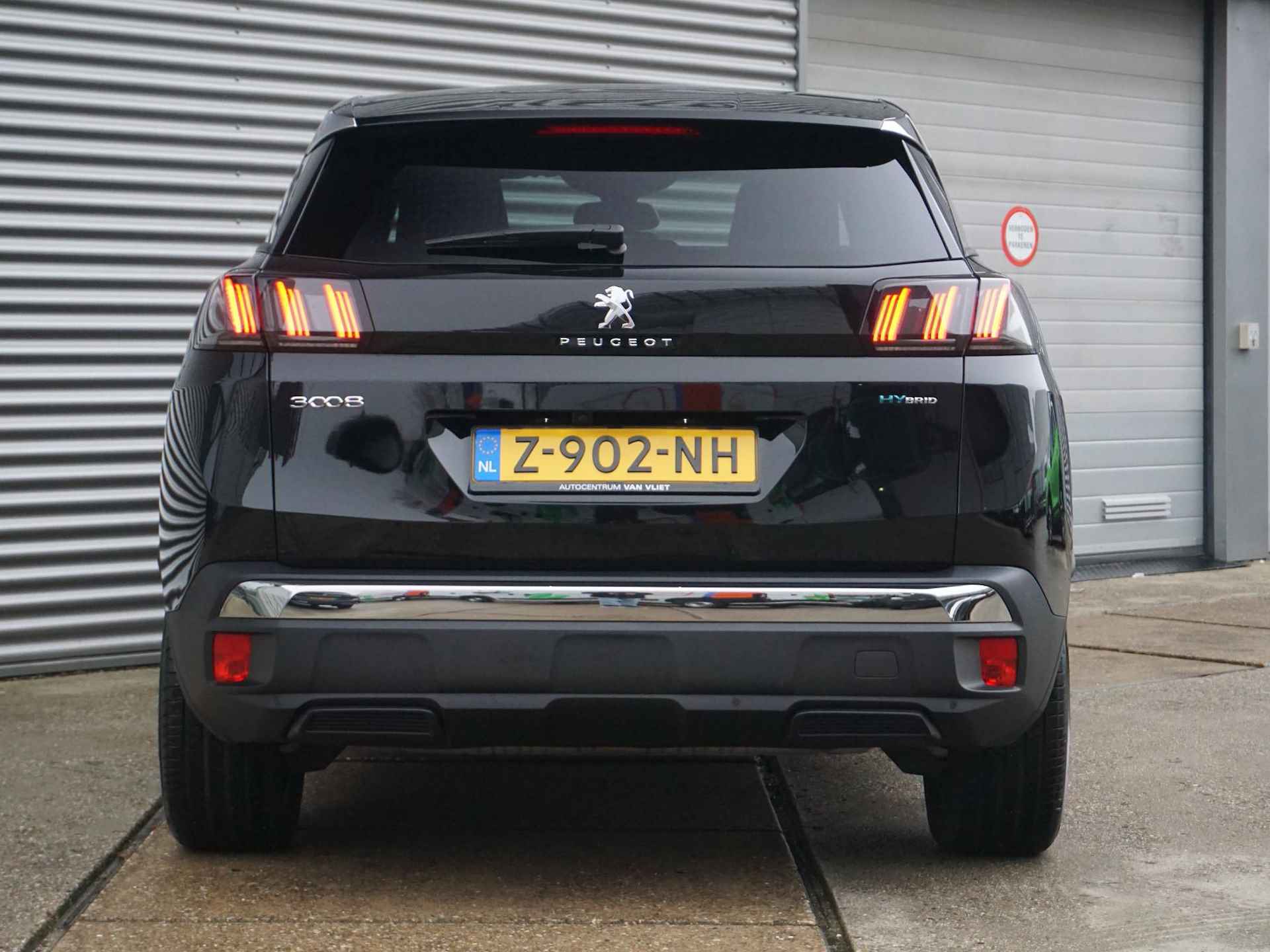 Peugeot 3008 1.6 HYbrid 180 Allure Pack Business - 8/57