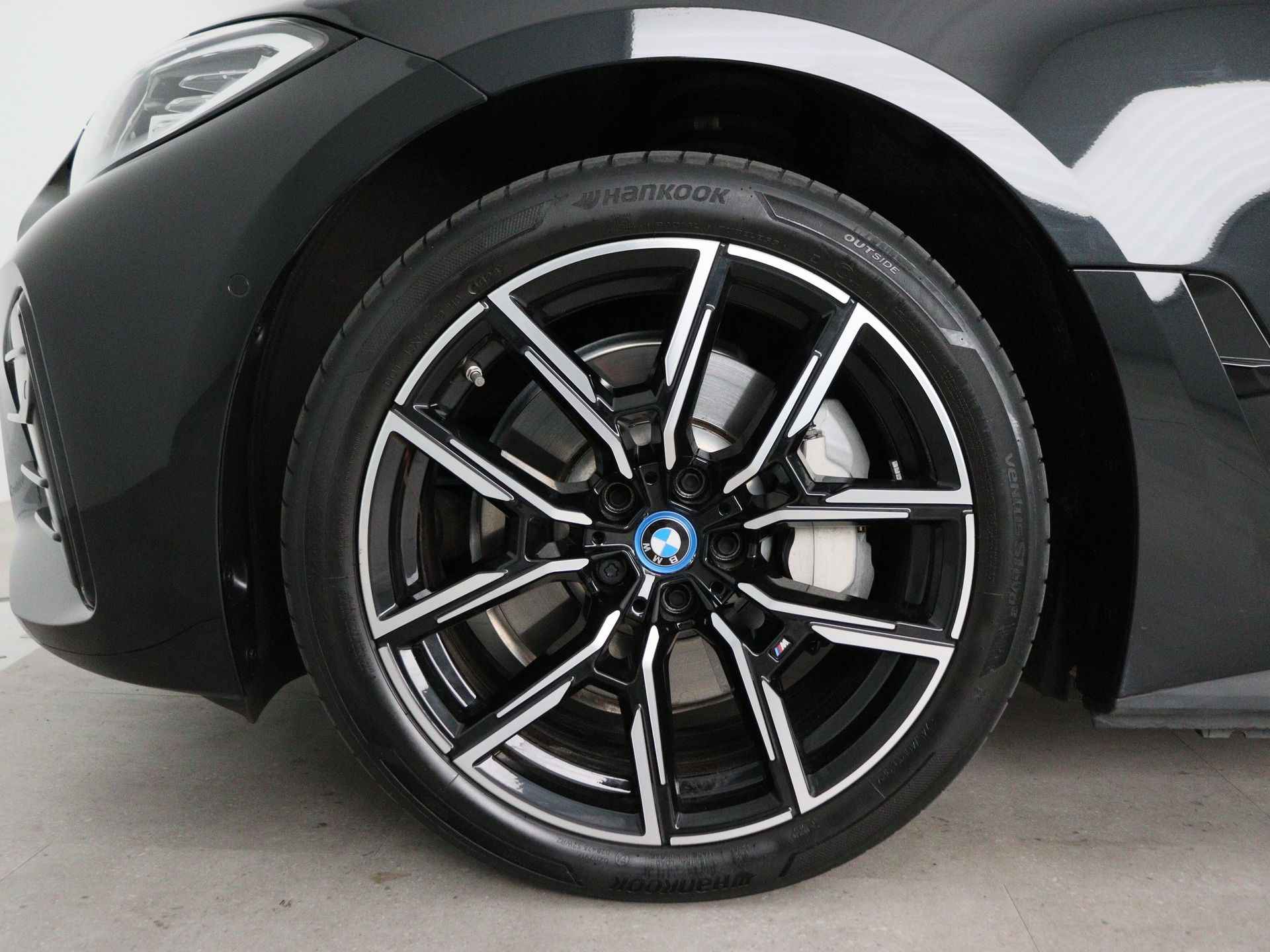 BMW i4 eDrive40 High Executive M-Sport - 20/25