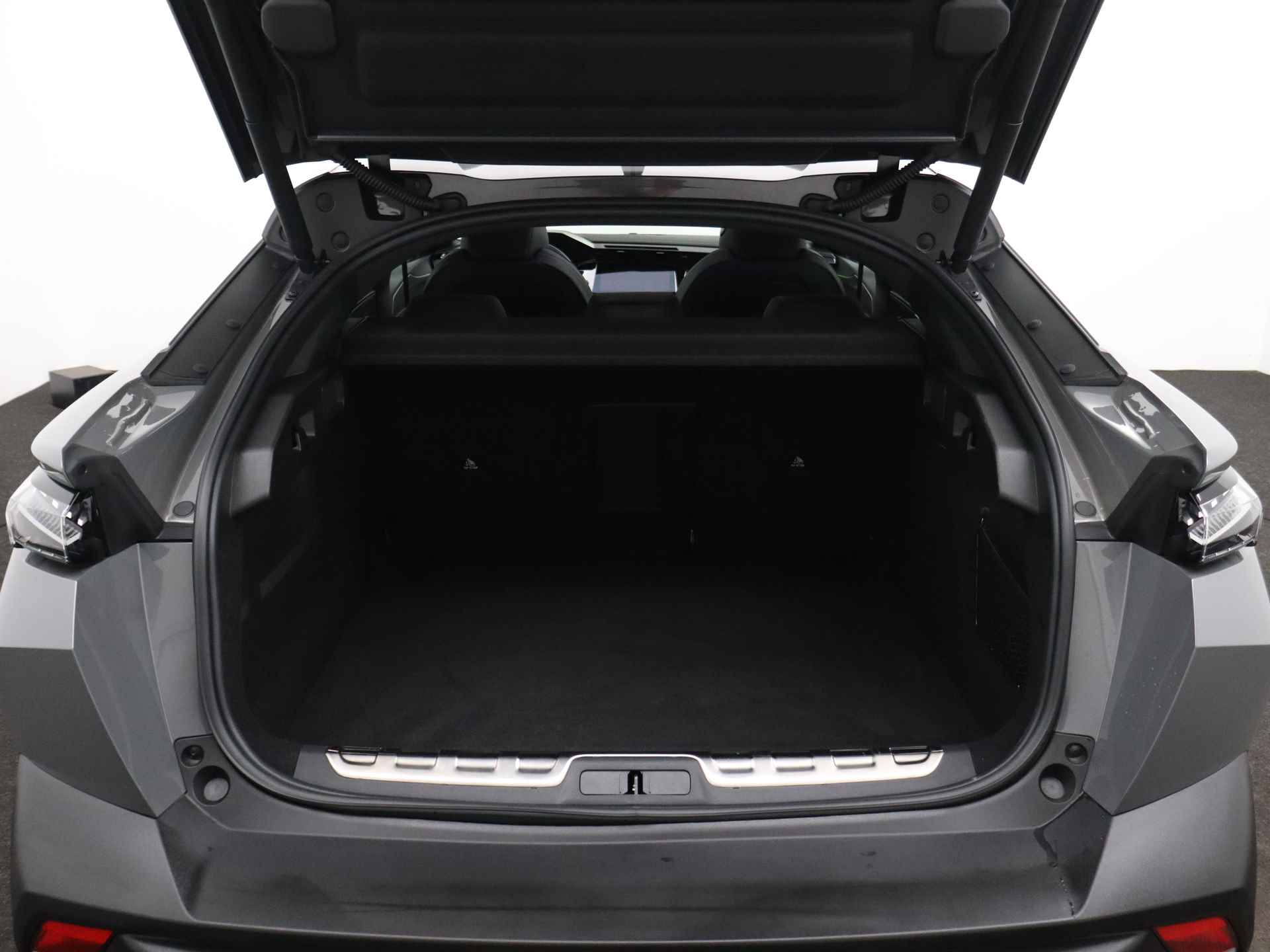 Peugeot 408 1.2 PureTech GT 130 EAT8 | Panoramadak | Focal | Massagestoelen | Elektrische Klep | Navigatie | Camera | Draadloze Apple Carplay/Android Auto | Stoel- Stuurverwarming | Adaptive cruise control | - 36/44