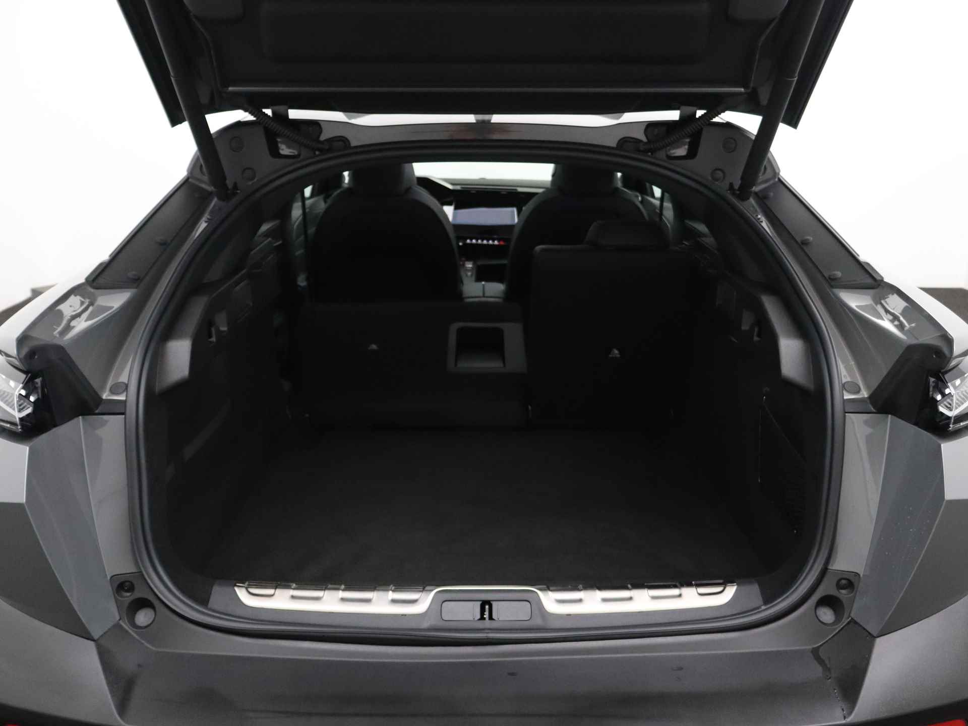 Peugeot 408 1.2 PureTech GT 130 EAT8 | Panoramadak | Focal | Massagestoelen | Elektrische Klep | Navigatie | Camera | Draadloze Apple Carplay/Android Auto | Stoel- Stuurverwarming | Adaptive cruise control | - 37/44