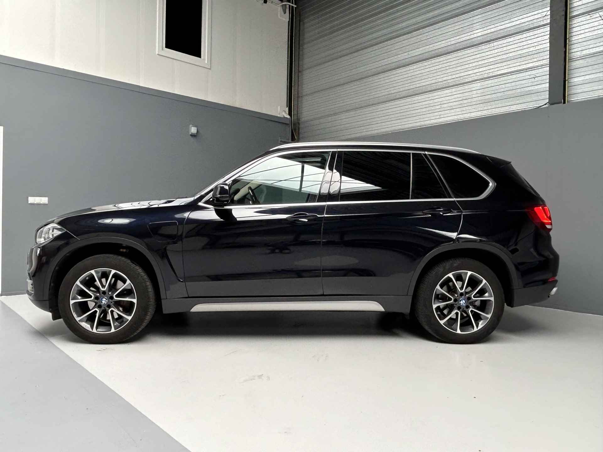 BMW X5 xDrive40e Individual Zeer Compleet! Trekhaak|Luchtvering|Leder|Pano - 6/39