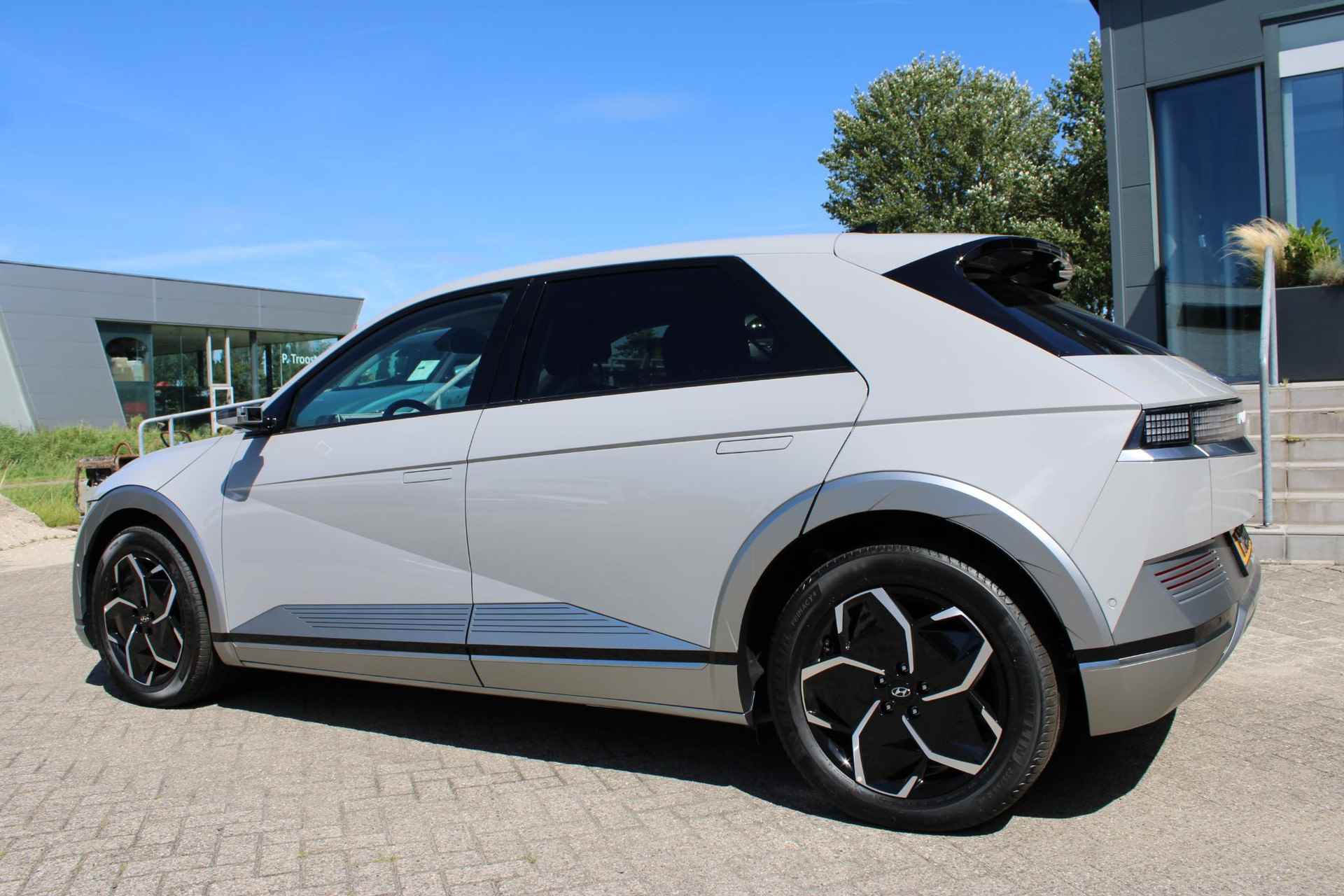 Hyundai IONIQ 5 Lounge AWD 77 kWh | Digitale buitenspiegels | 19'' lm wielen - 3/26