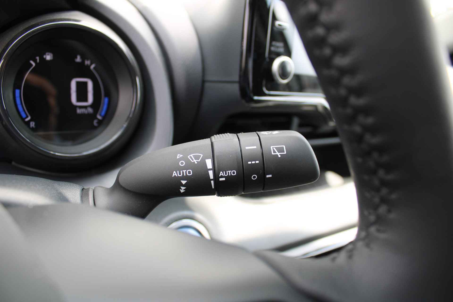 Mazda 2 Hybrid 1.5 Select 1AT 116PK | Keyless Entry | Camera | Stoel- en stuurverwarming | Android Auto | Apple Carplay | - 16/33