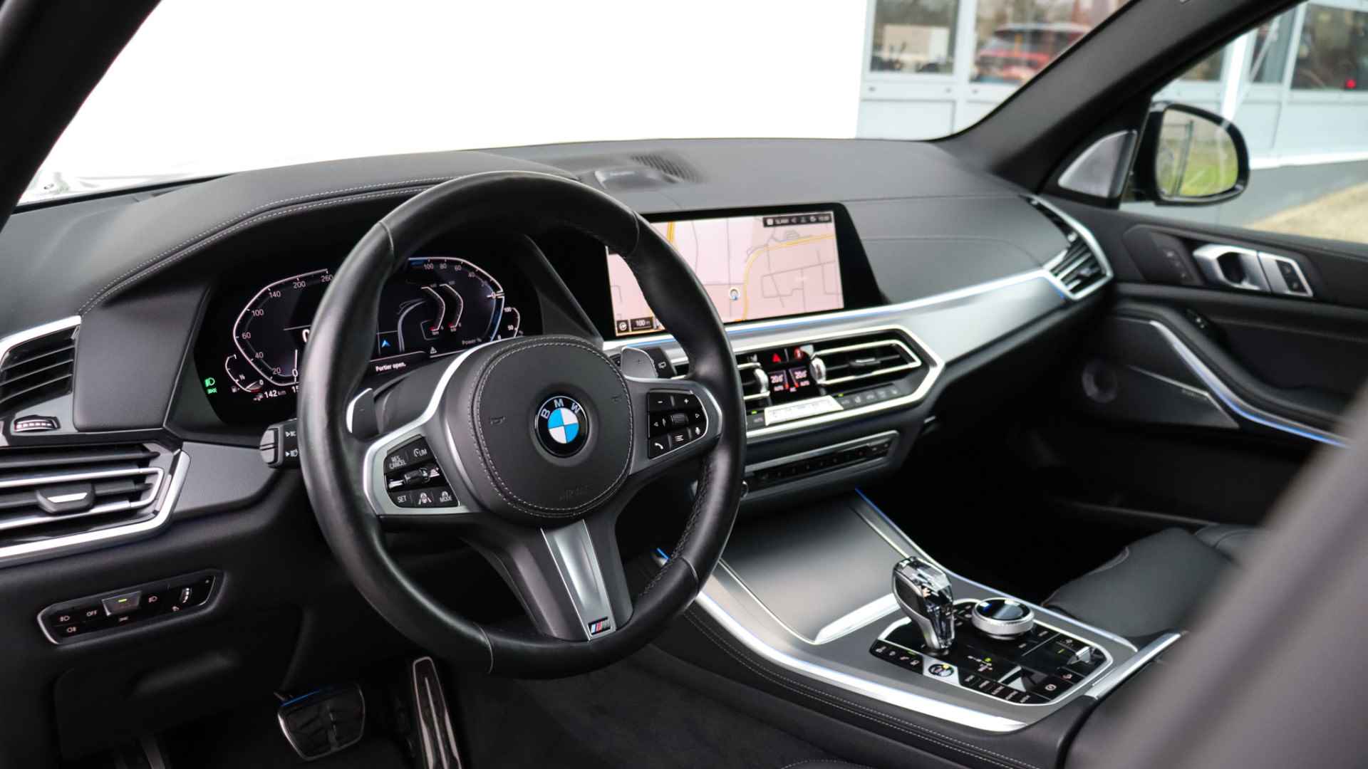 BMW X5 xDrive45e High Executive M-Sport | Bowers & Wilkins | Sky Lounge | Head-up | Laserlight | Trekhaak - 5/38