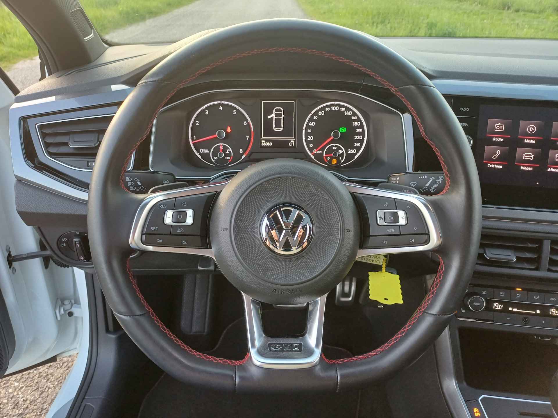 Volkswagen Polo 2.0 TSI GTI Pano | Clima | Cruise | Stoelverw. | 17 INCH | Park V+A - 38/44