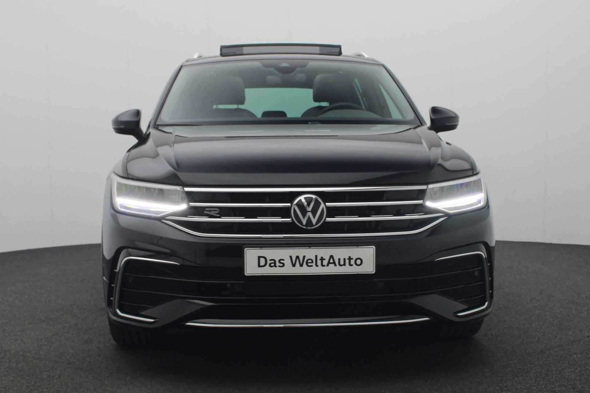 Volkswagen Tiguan 1.5 TSI 150PK DSG R-Line Business+ | Pano | Trekhaak | Keyless | Navi | Camera | 19 inch | ACC - 17/44