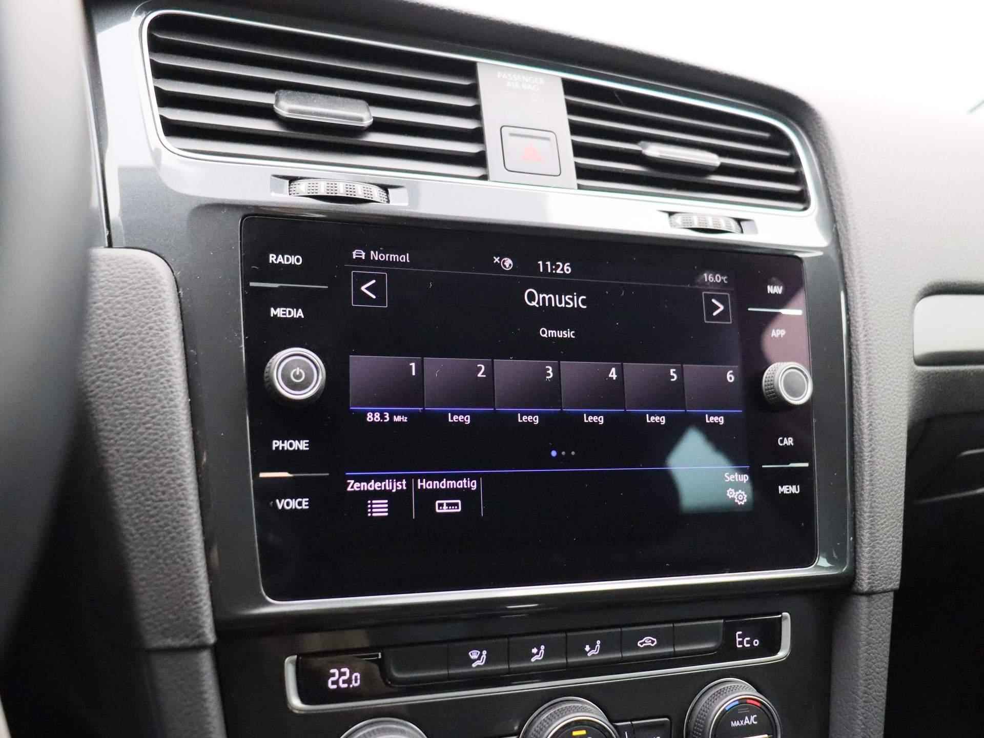 Volkswagen e-Golf e-Golf | Navigatie | Climate-Control | Cruise-Control | Parkeersensoren | - 31/40