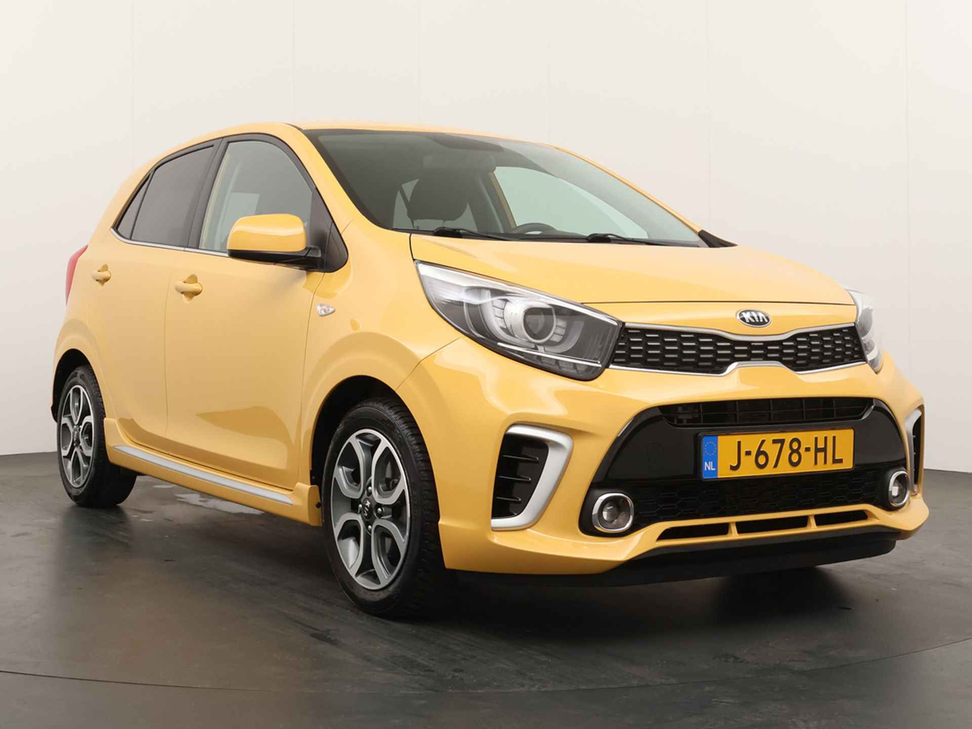 Kia Picanto 1.0 MPi GT-Line Edition - Navigatie - 15" Sportvelgen - Apple Carplay/ Android auto - Fabrieksgarantie tot 08-2027 - 12/46