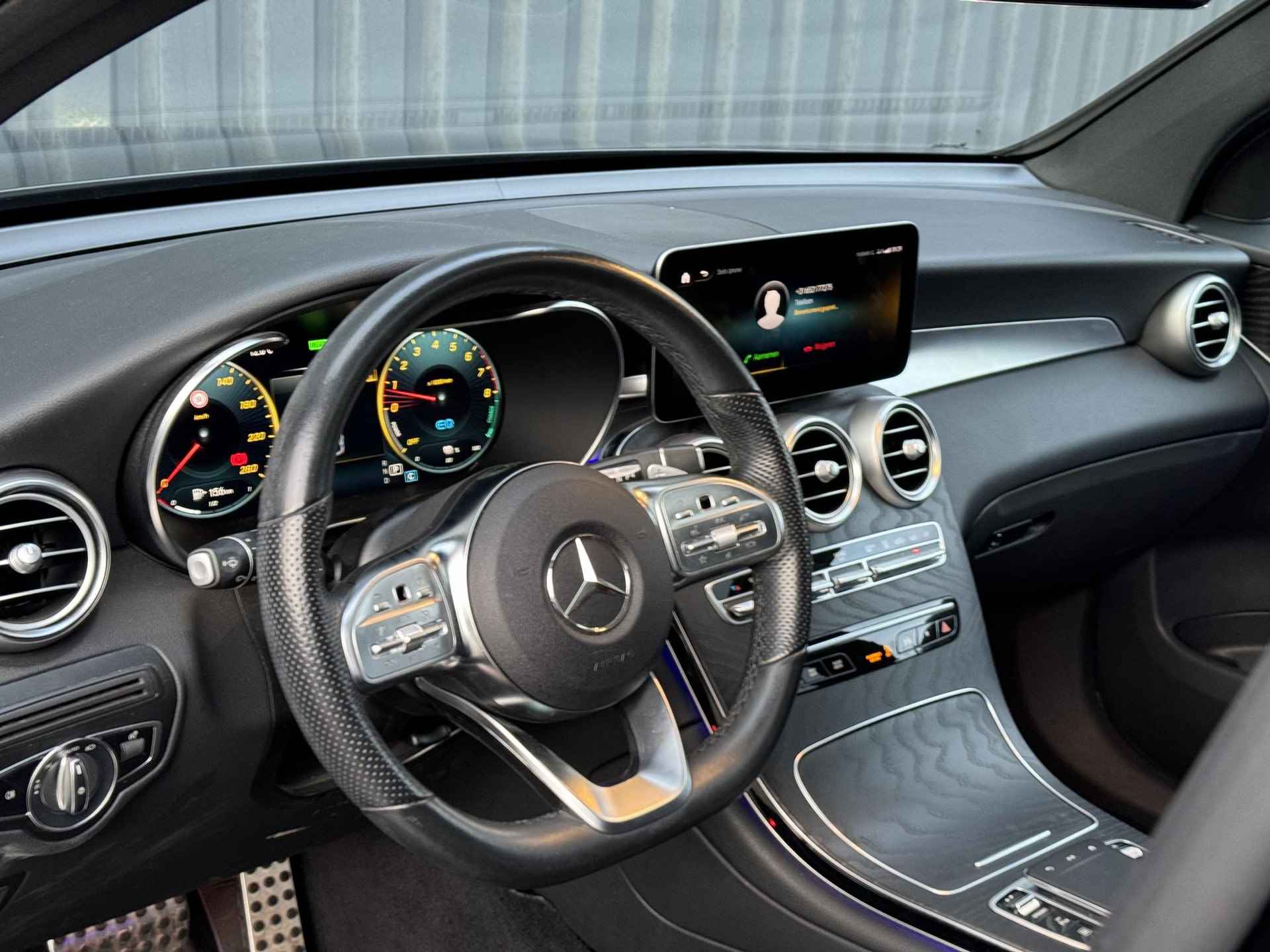 Mercedes-Benz GLC-klasse Coupé 300e 4MATIC Business Solution AMG | Pano | Burmester - 3/31