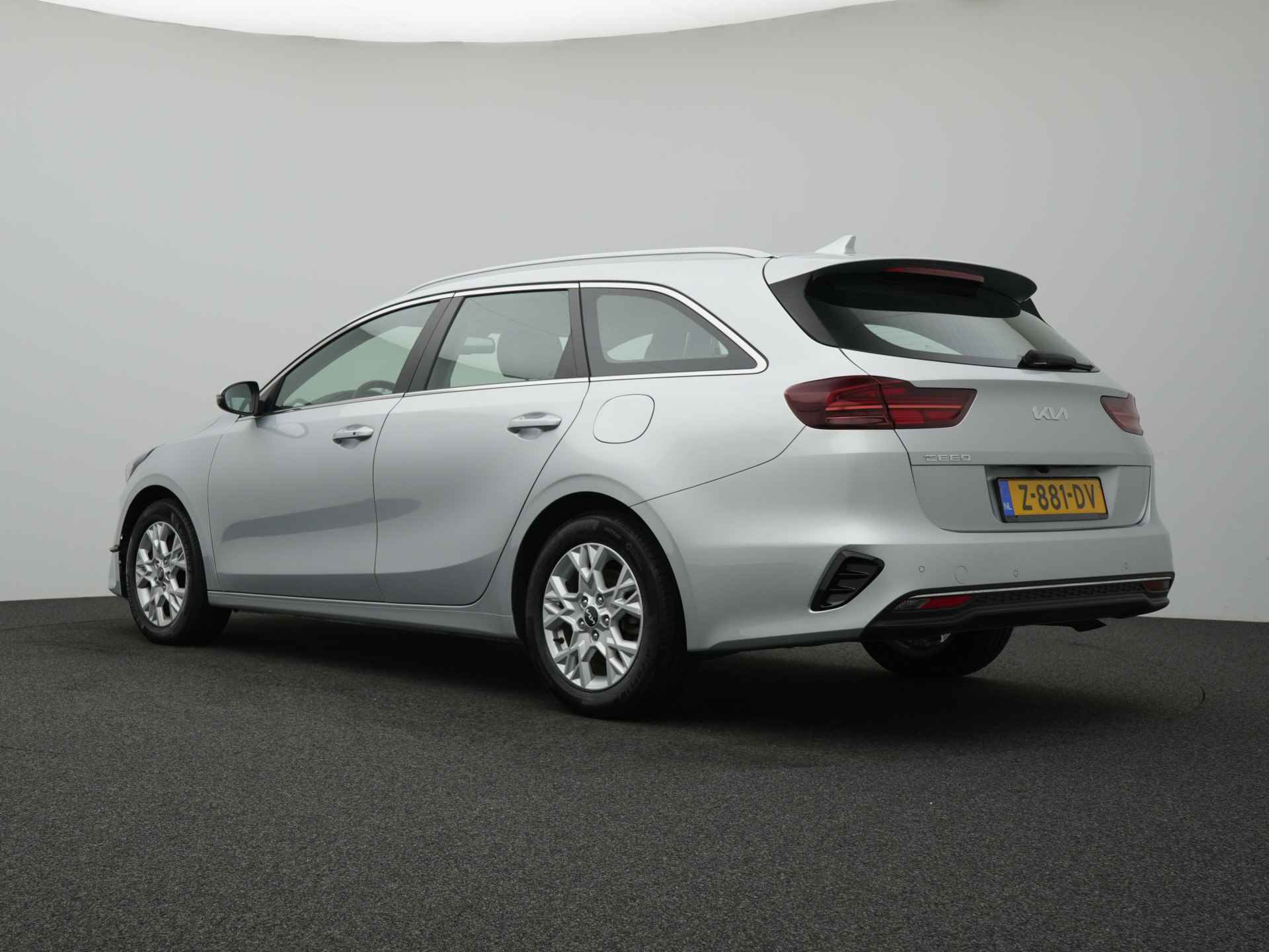 Kia Ceed Sportswagon 1.0 T-GDi DynamicLine | Navigatie | Parkeercamera - 4/75