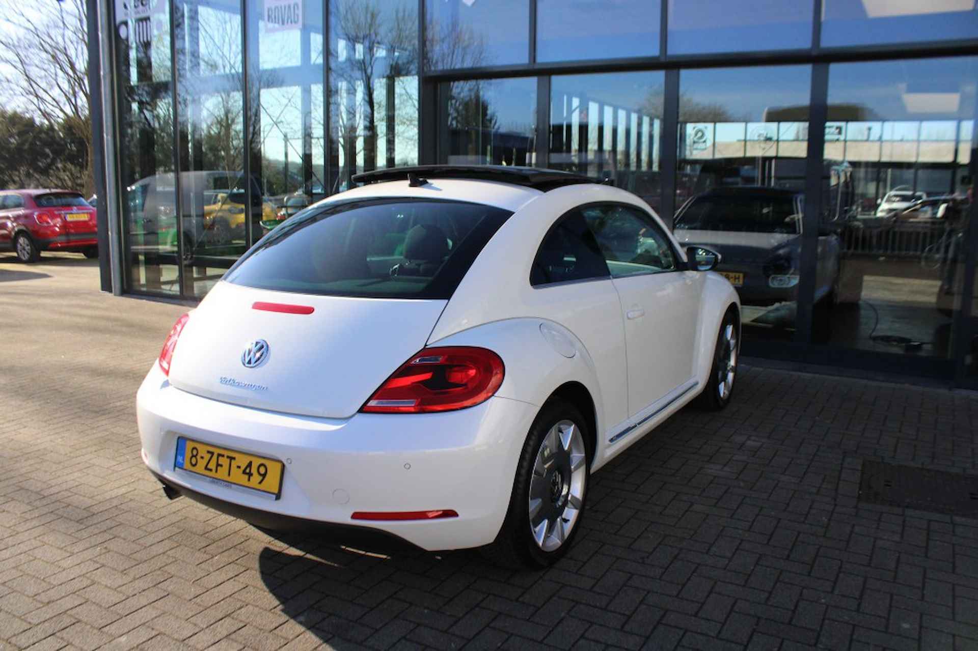 VOLKSWAGEN Beetle 1.2 TSI FENDER ED. Panodak Climatronic, PDC, Xenon,  60.768 KM. - 10/46