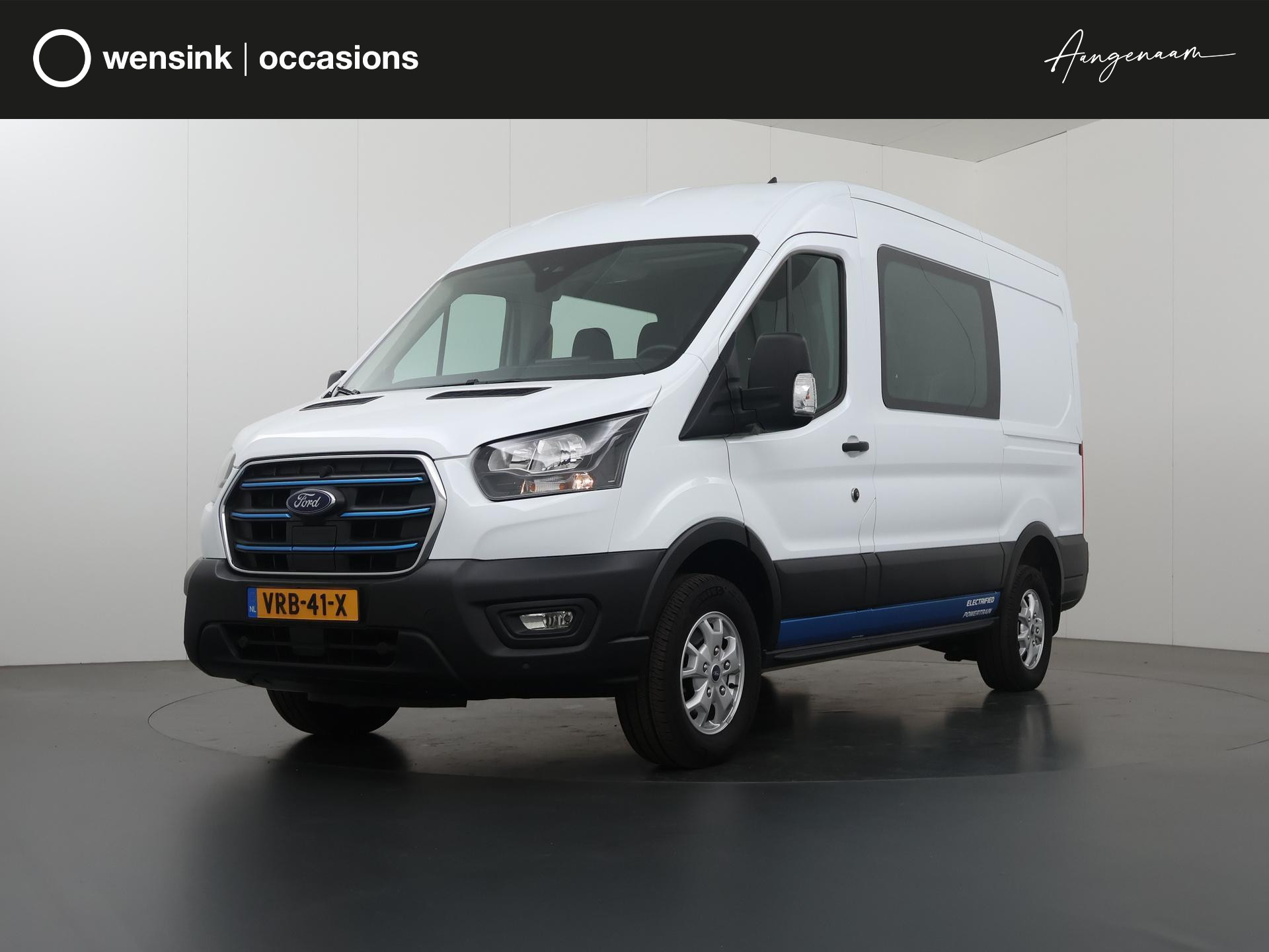 Ford E-Transit 350 L2 H2 Trend 68 kWh | Dubbele Cabine | Navigatie | Airco | Parkeercamera | LM Velgen | 6-persoons | 317 KM bereik |